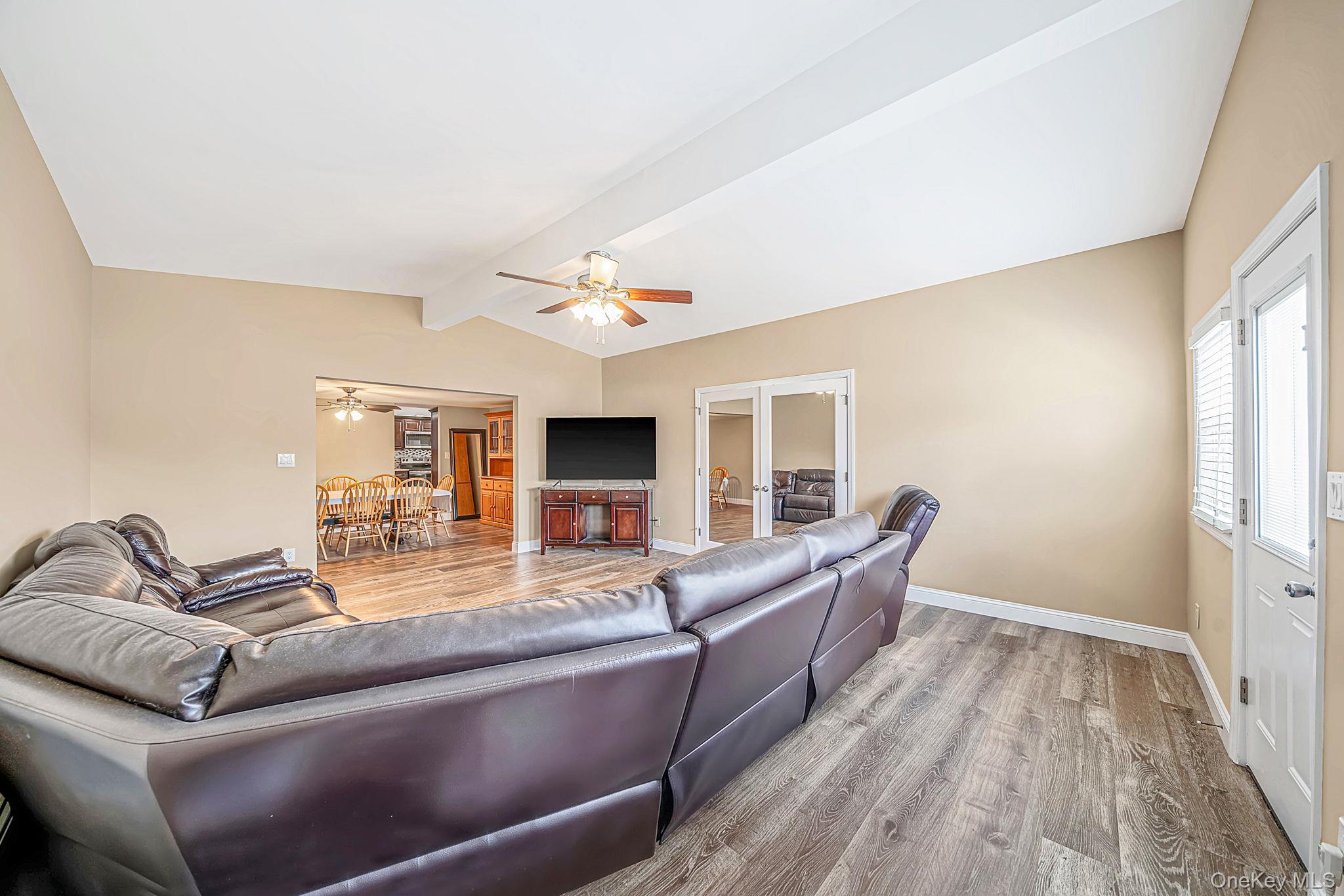 27 Lehigh Lane – For Sale photo 14