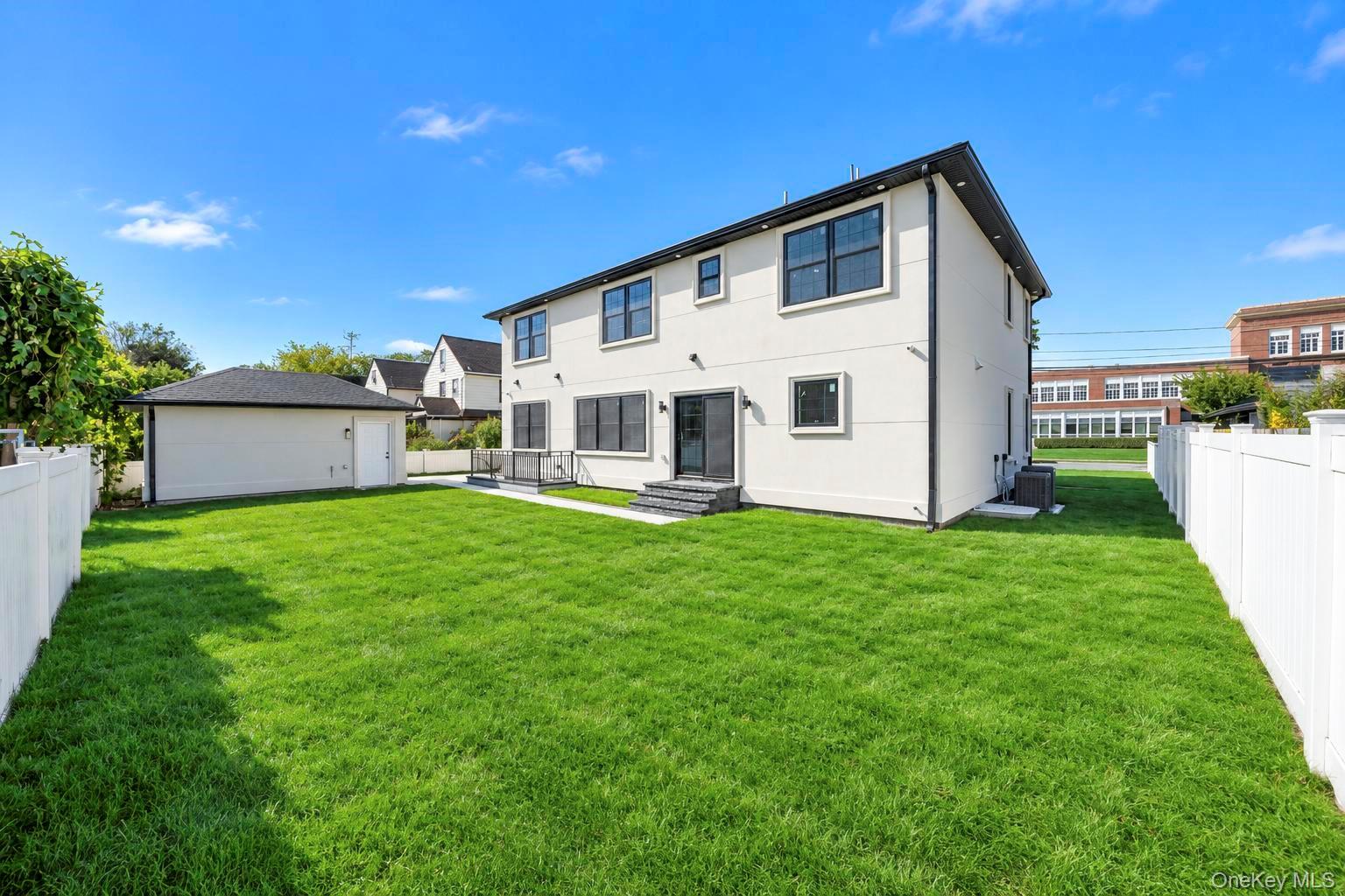29 East Street – For Sale photo 44