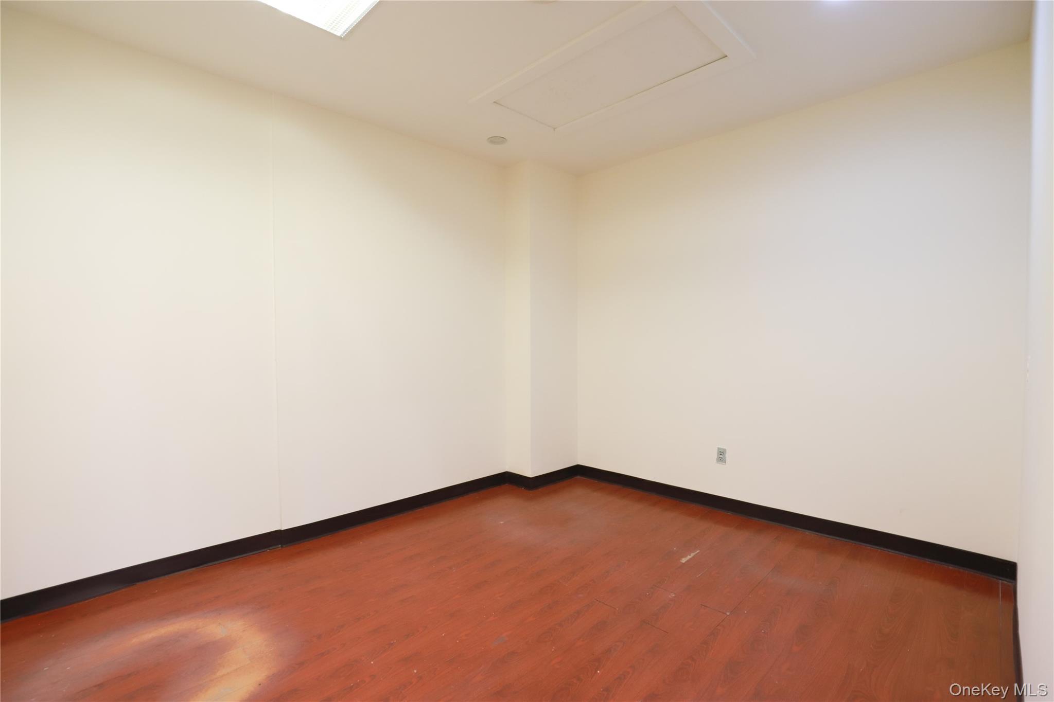 180-02 Union Turnpike, Unit 1FL + Lowe photo 9
