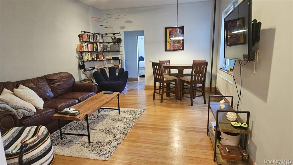 82-16 34th Avenue, Unit 4H photo 4