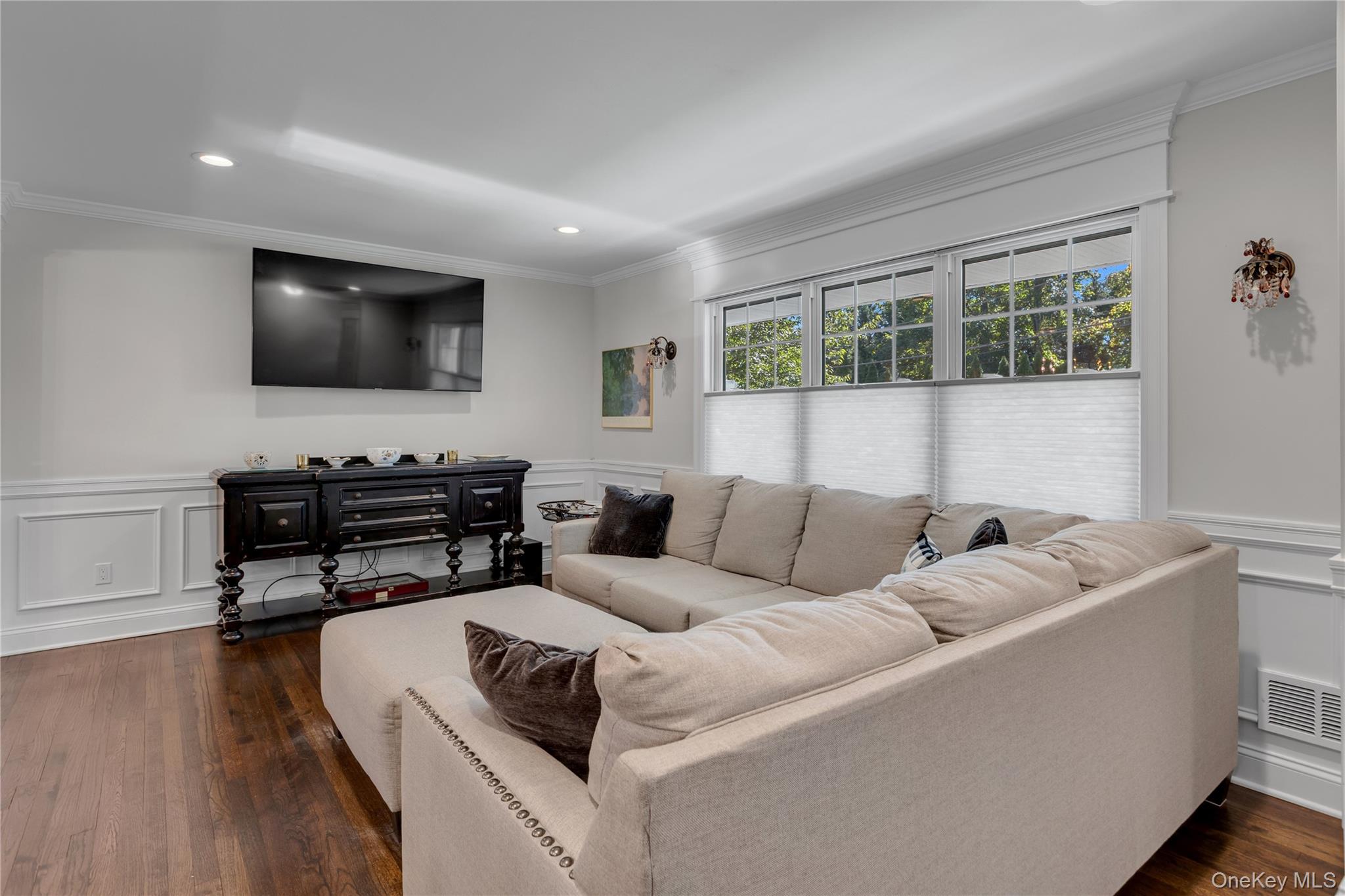 1 Gilmer Lane – For Sale photo 3
