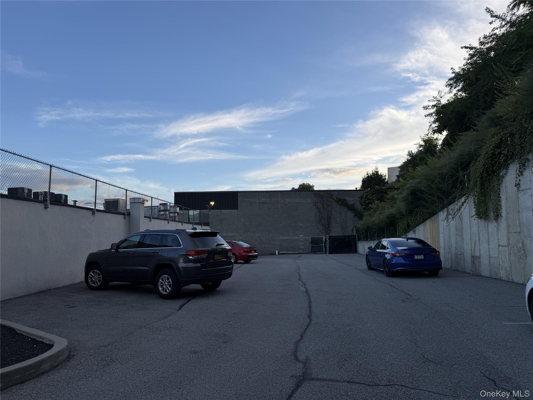 2475 Central Park Avenue – For Rent photo 5