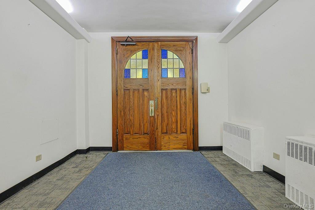 142 Garth Road, Unit 3J photo 4