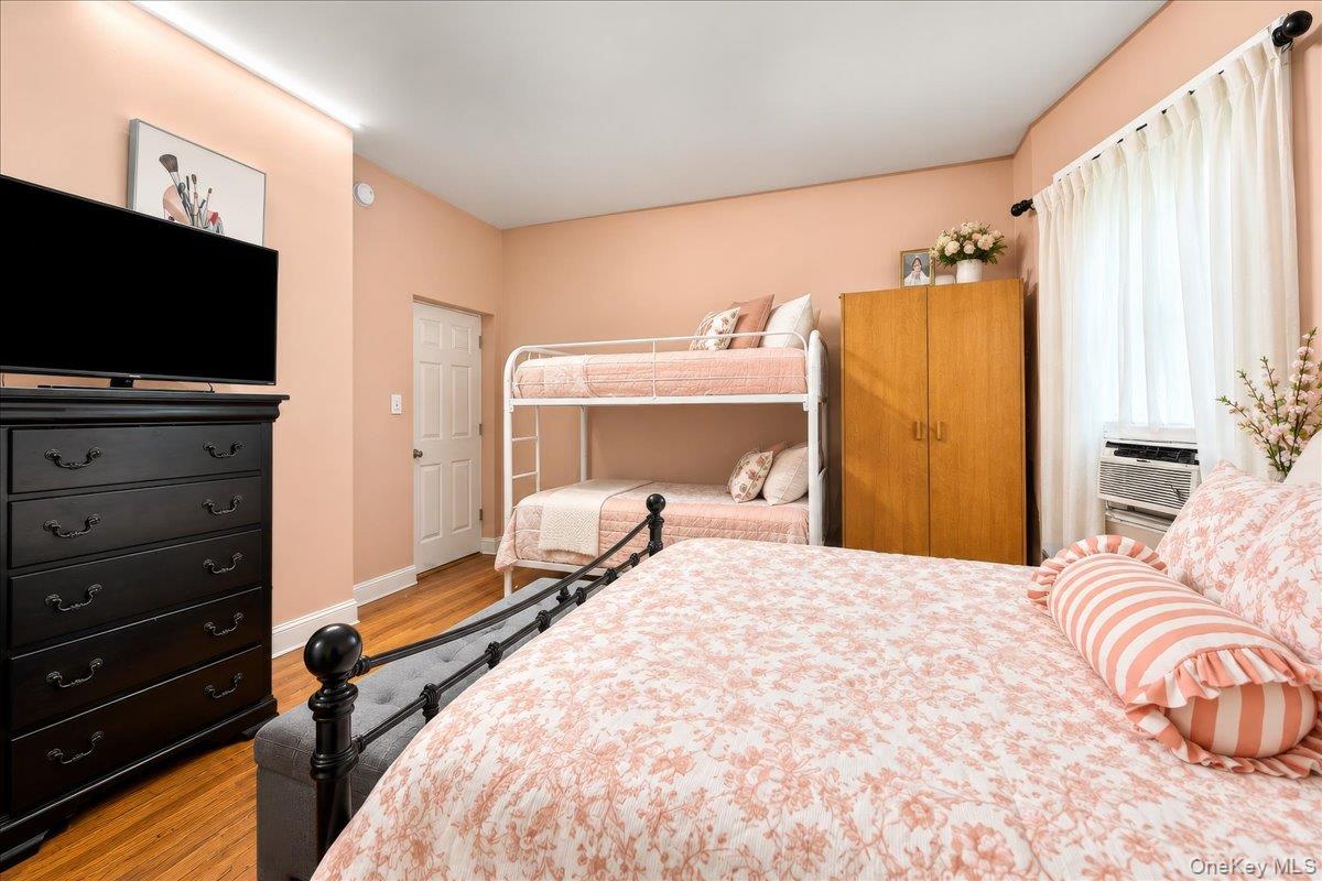 48 S 7th Avenue – For Sale photo 11