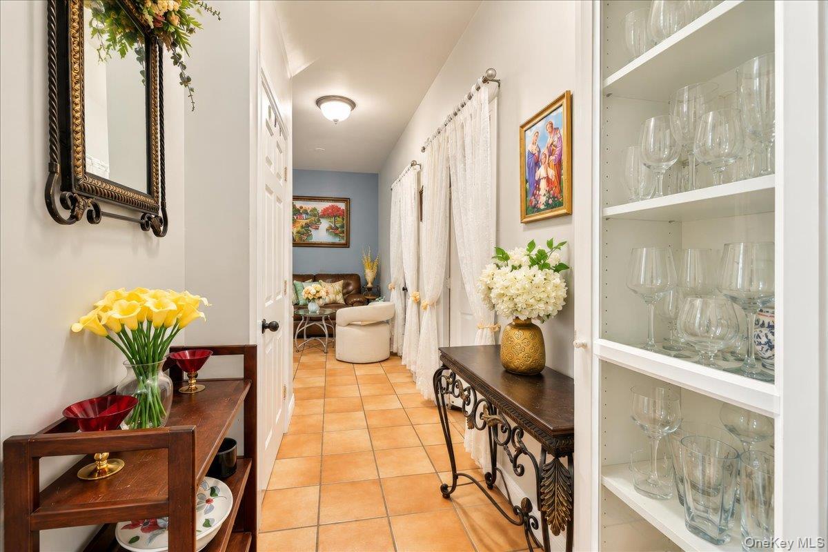 48 S 7th Avenue – For Sale photo 14