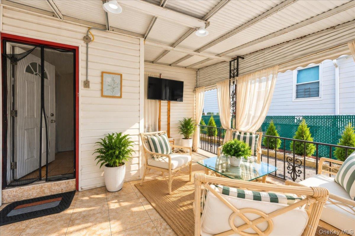 48 S 7th Avenue – For Sale photo 17