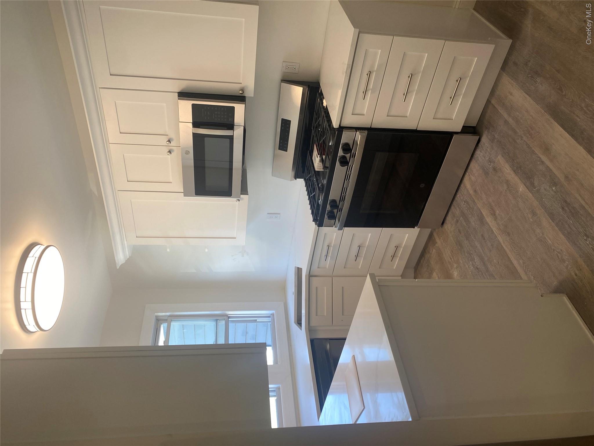 1 Park Avenue, Unit # 2 photo 2