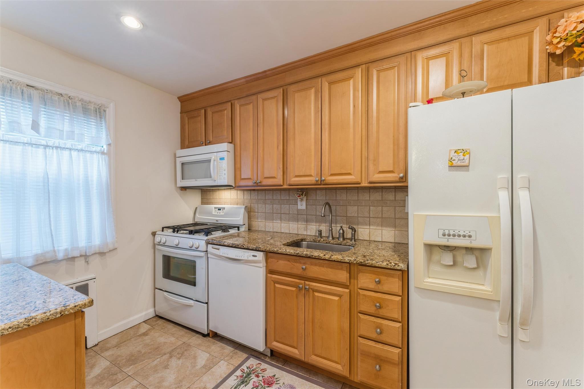 244-25 57th Drive, Unit 6G Lower photo 9