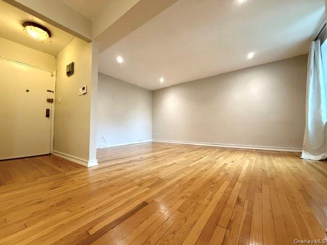212-04 75th Avenue, Unit 5K photo 8