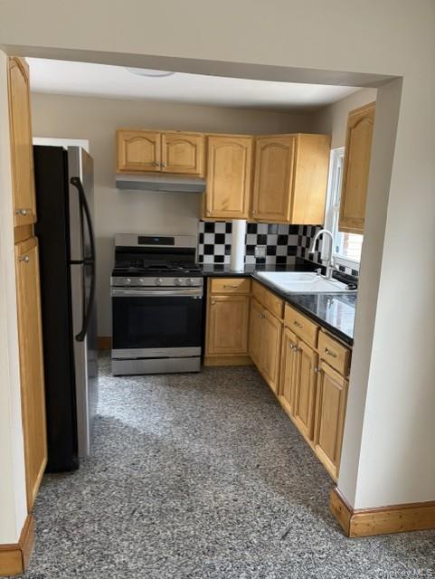 987 Center Drive – For Rent photo 4
