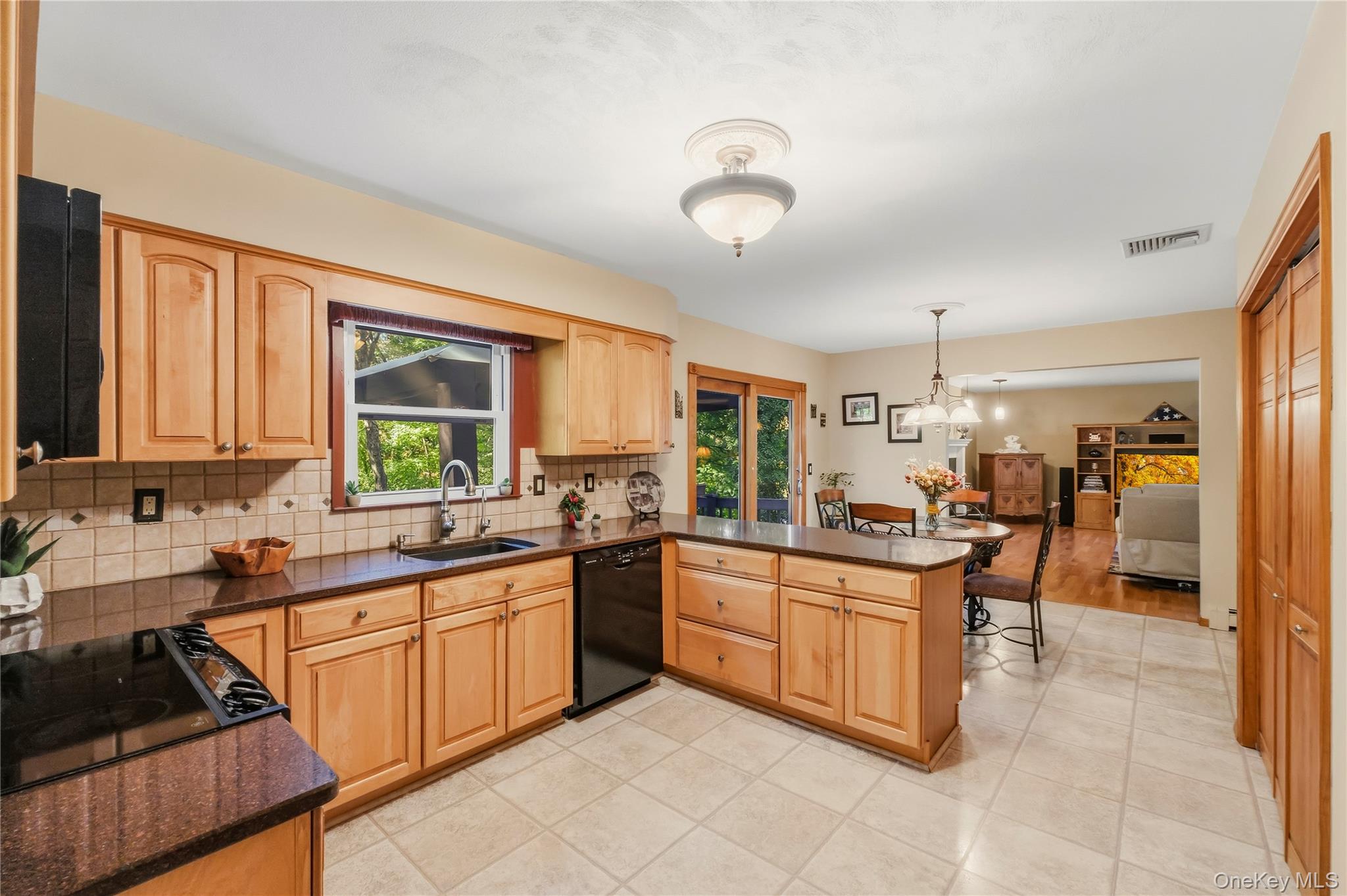 54 Christine Court – For Sale photo 14
