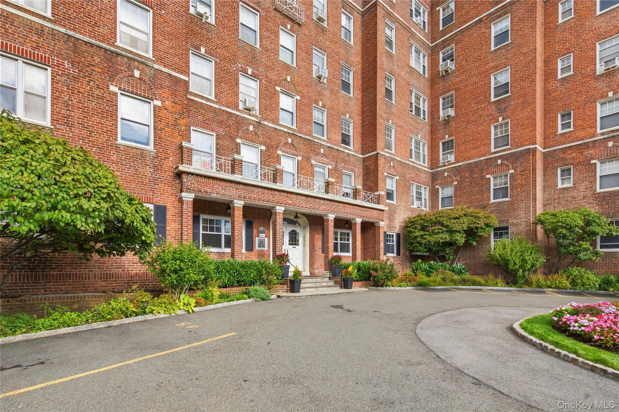 50 N Broadway, Unit 1J photo 19