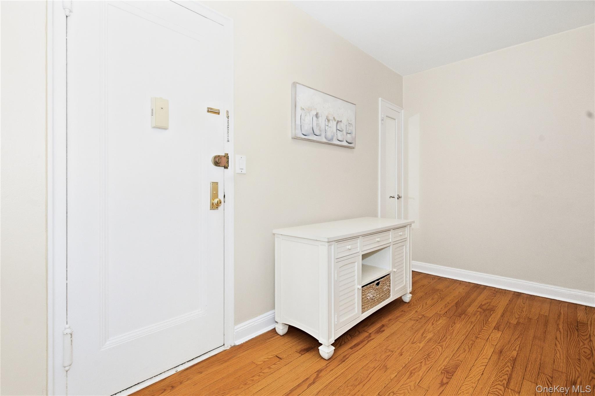 50 N Broadway, Unit 1J photo 12