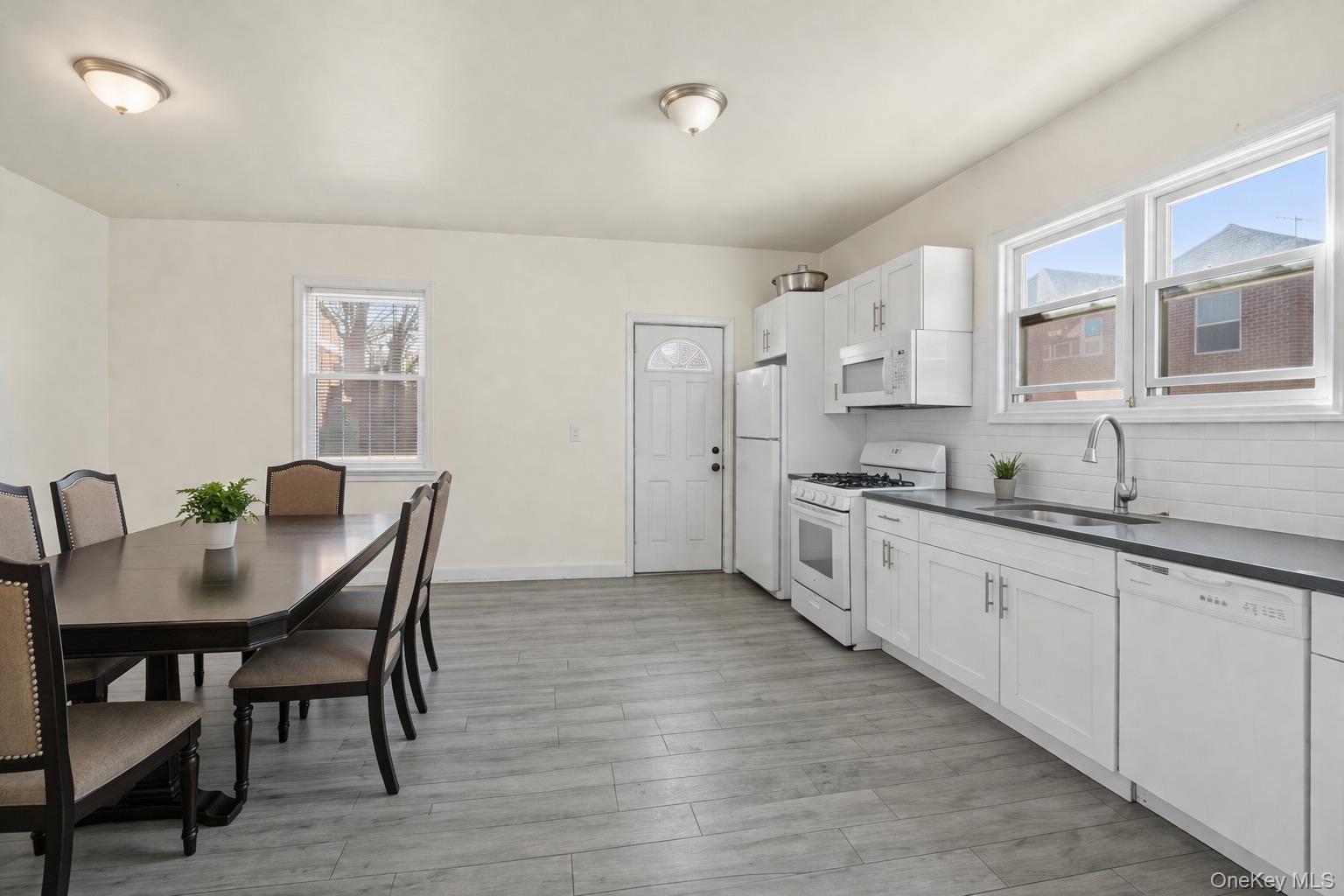 2710 Lurting Avenue – For Sale photo 21