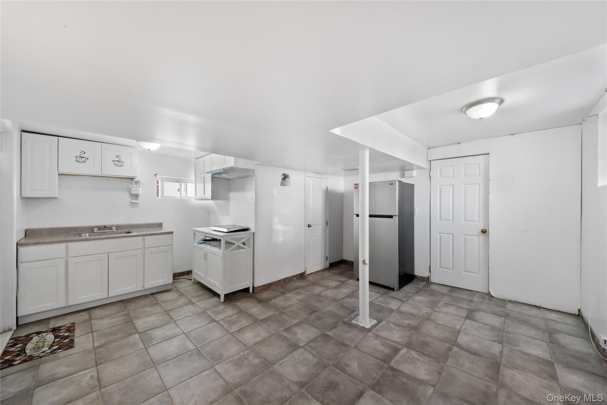 2710 Lurting Avenue – For Sale photo 16