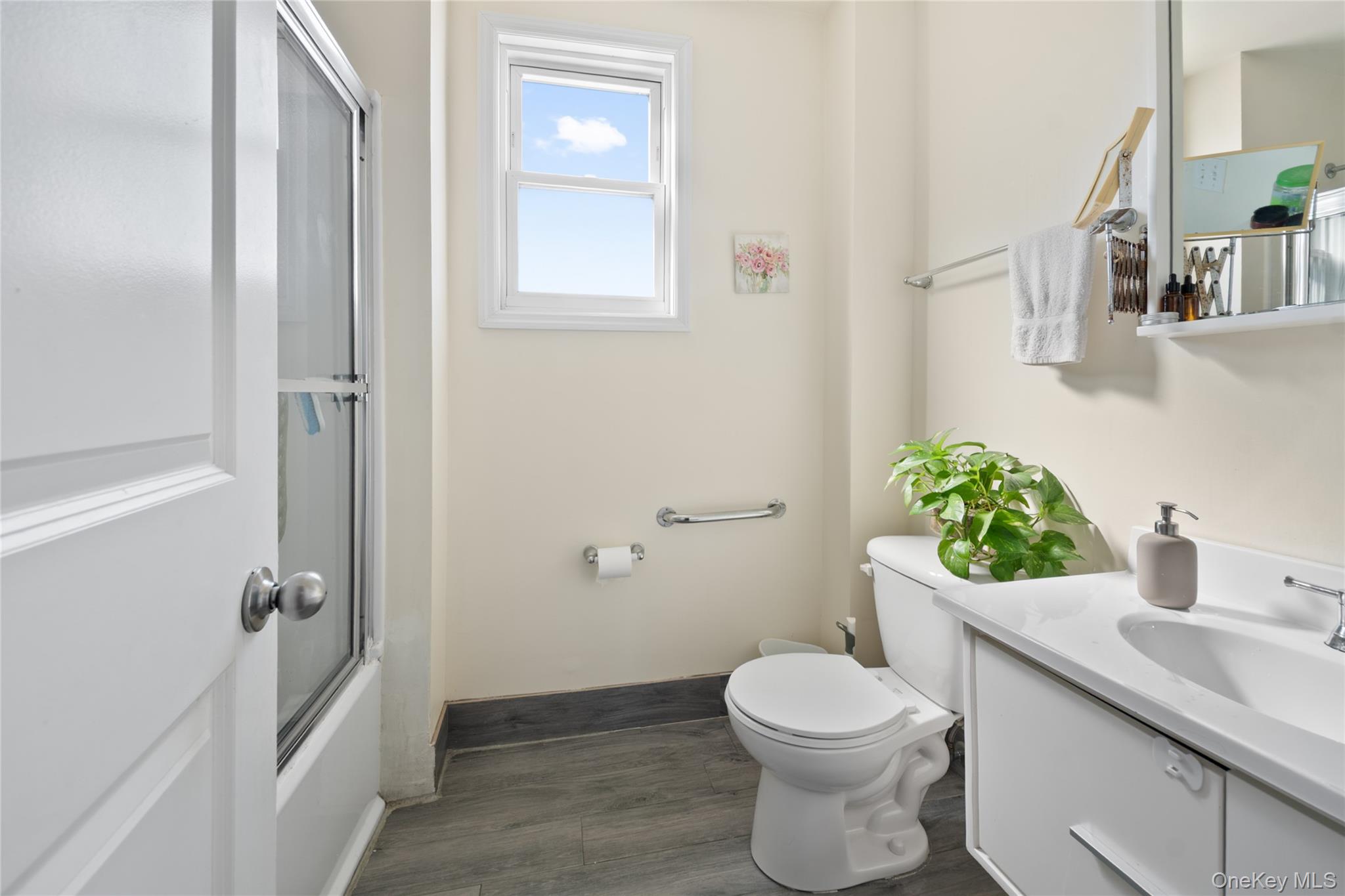 2710 Lurting Avenue – For Sale photo 31