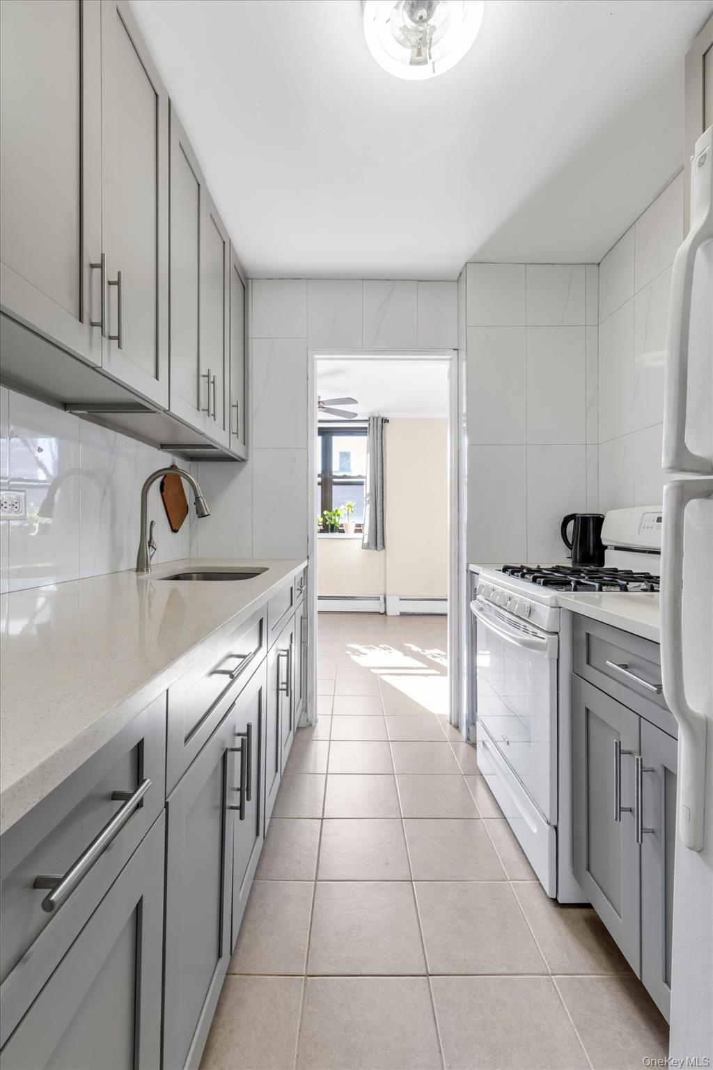 99-05 59Ave, Unit 6B photo 10