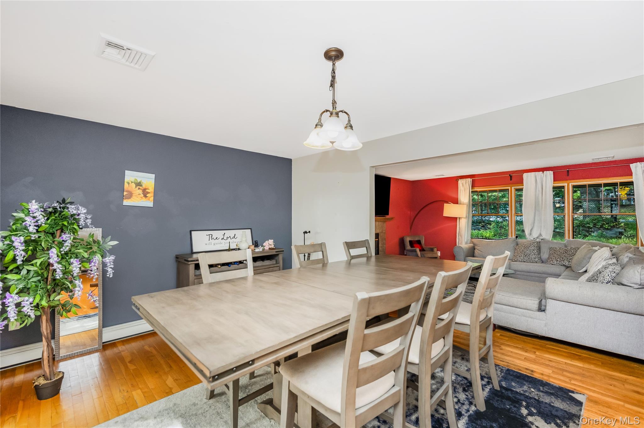 12 Garden Road – For Sale photo 8