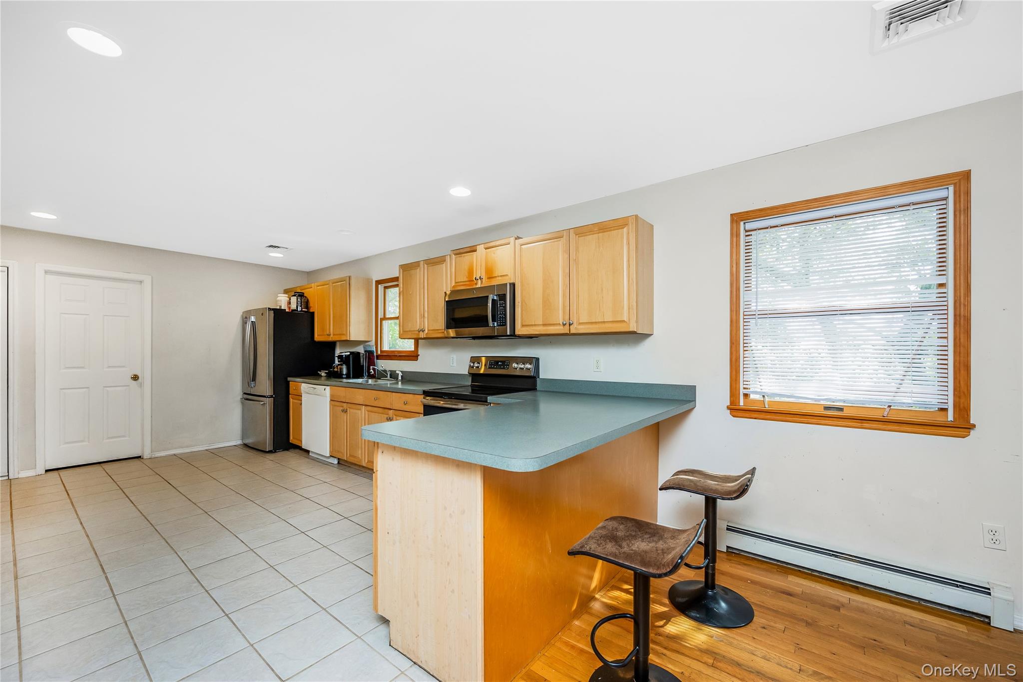 12 Garden Road – For Sale photo 10