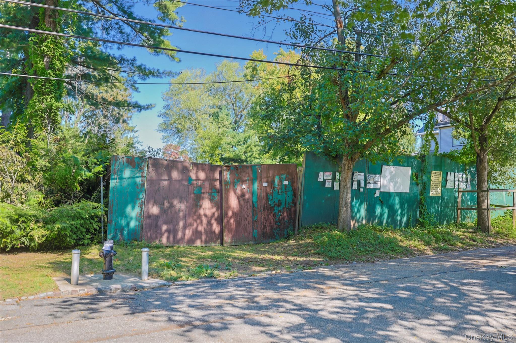 240-17 Poplar Street – For Sale photo 16
