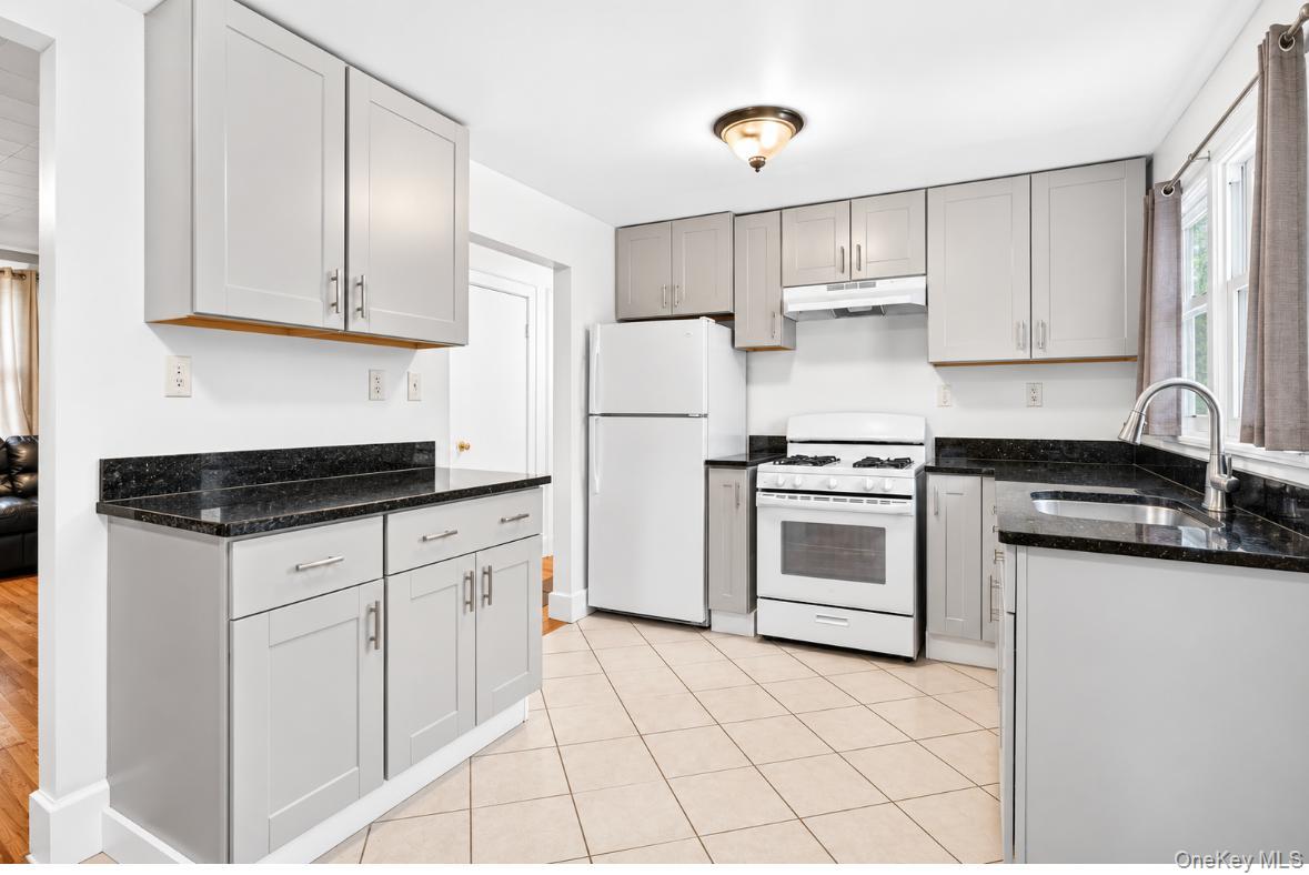 54 Western Avenue – For Sale photo 9