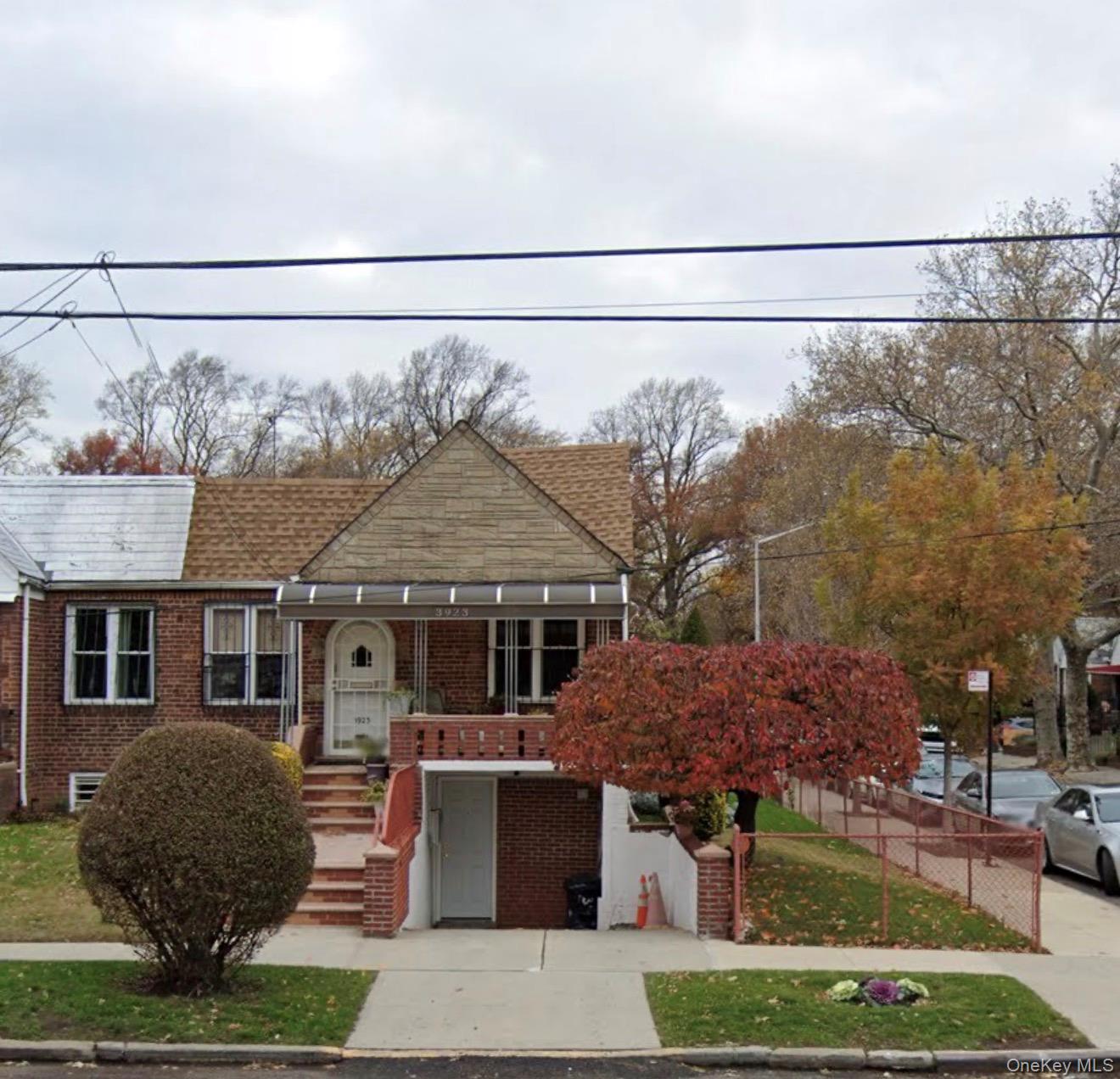 3923 Clarendon Road – For Sale
