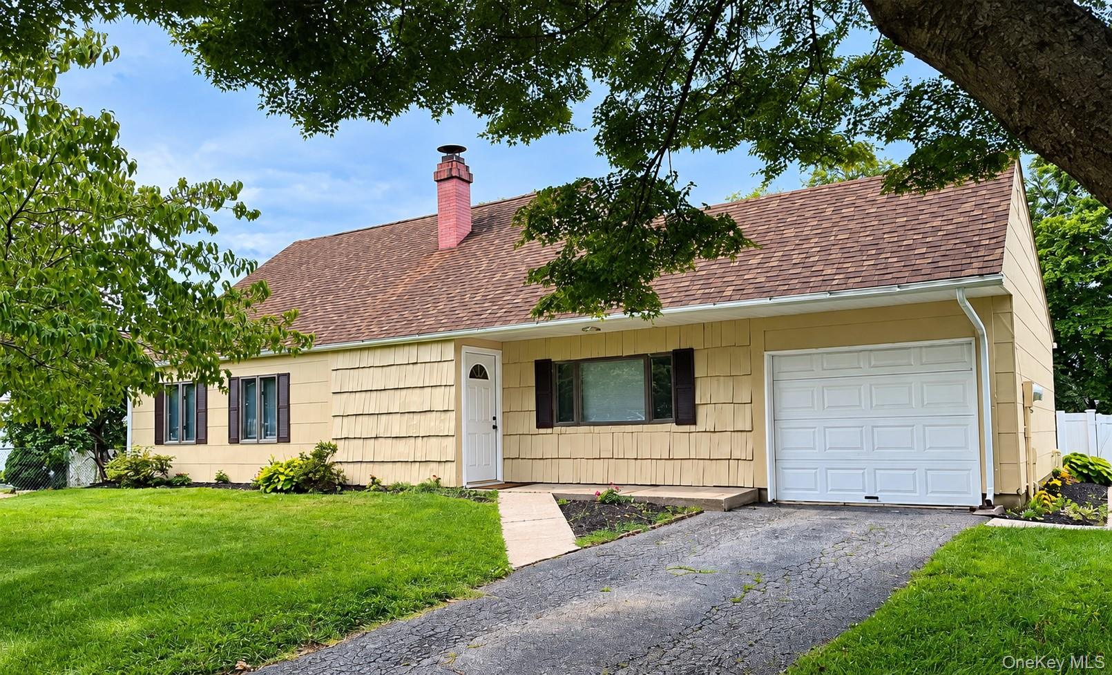 88 Matsunaye Drive – For Rent