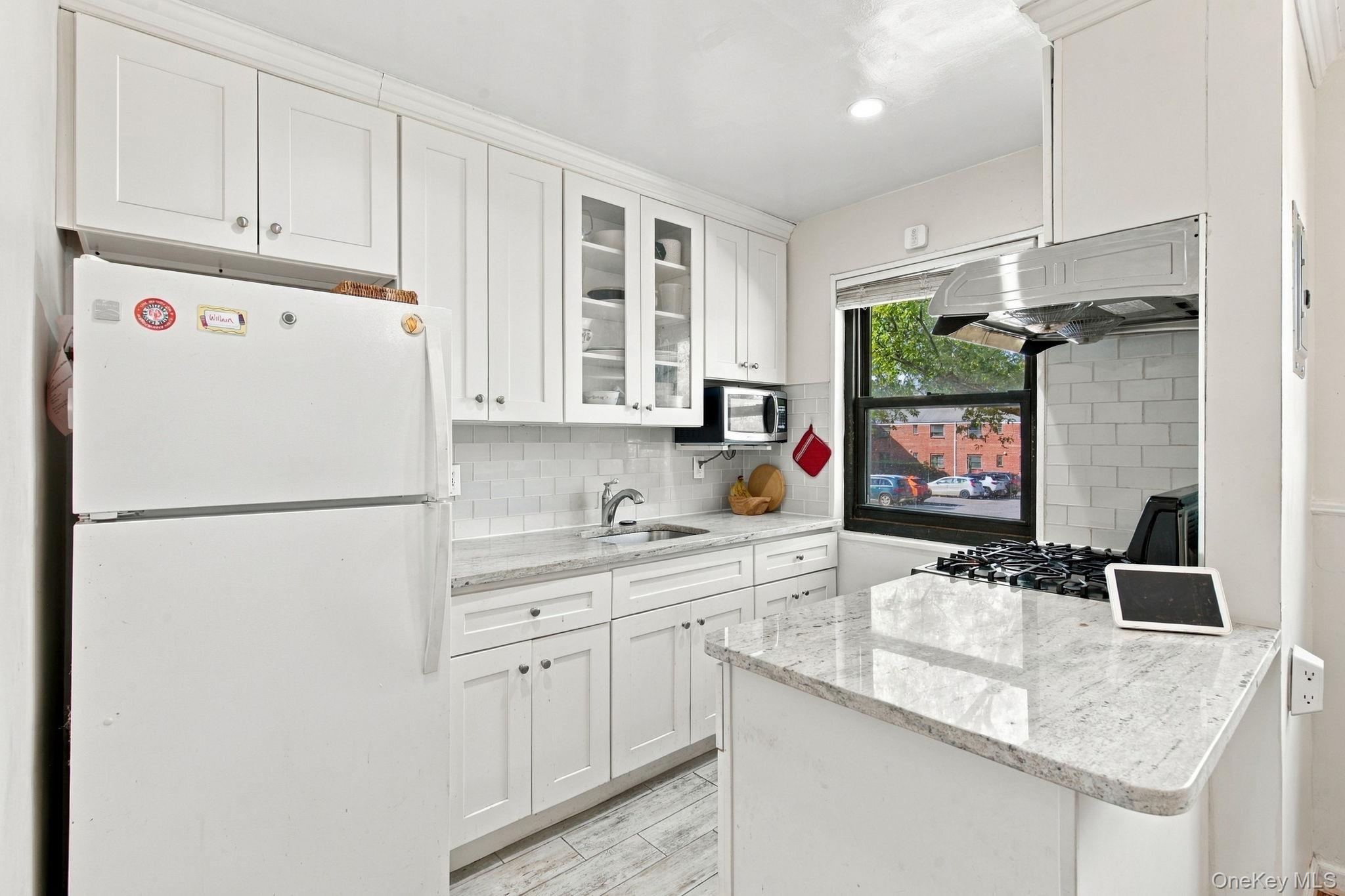 199-27 22 Ave, Unit 1-255 photo 8