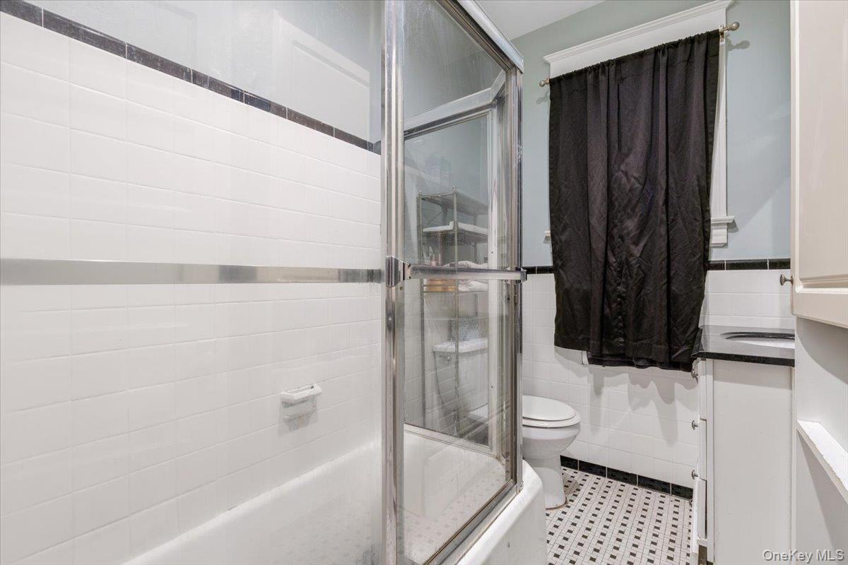 204 Voss Avenue – For Sale photo 18