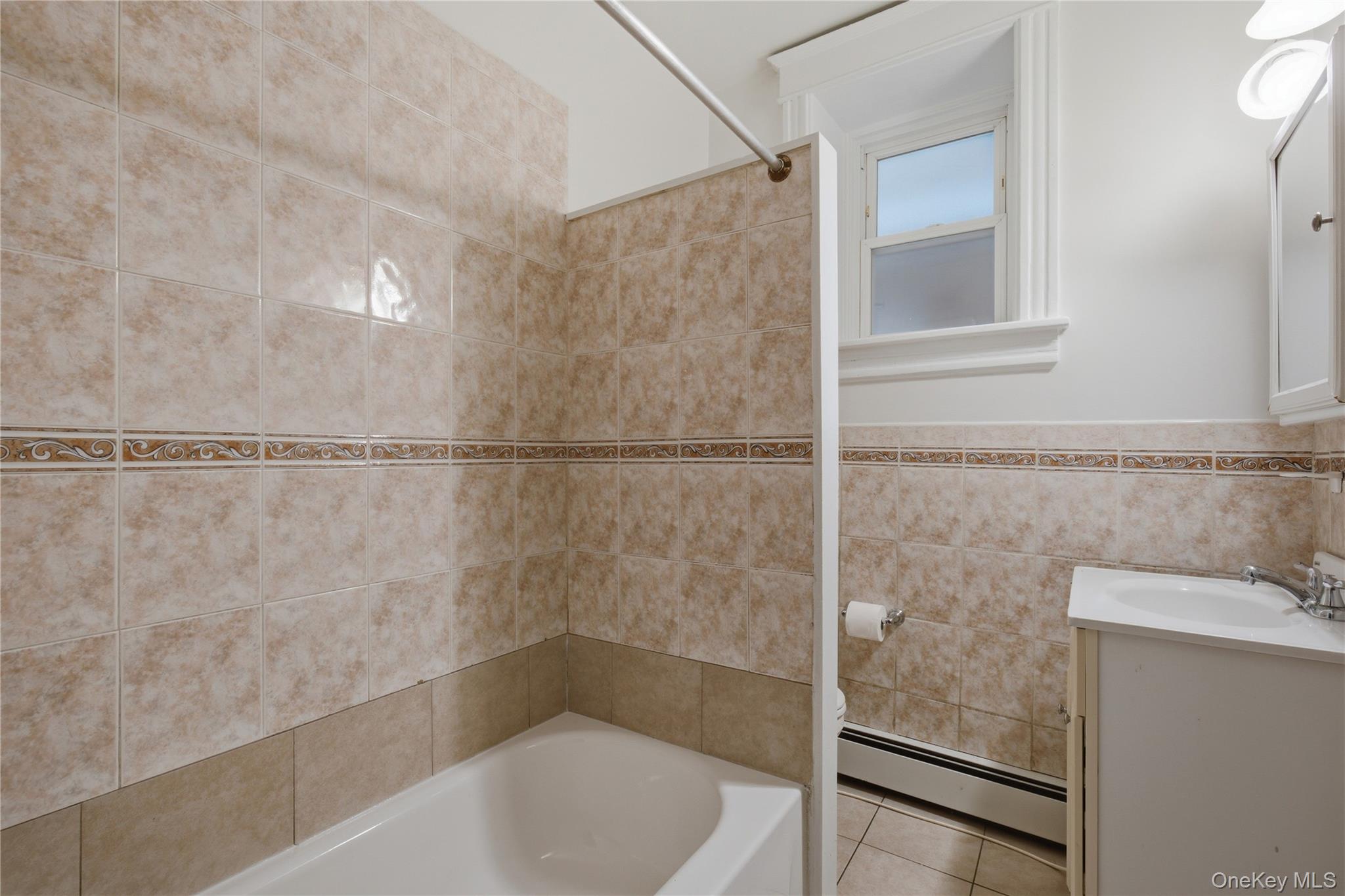 204 Voss Avenue – For Sale photo 10