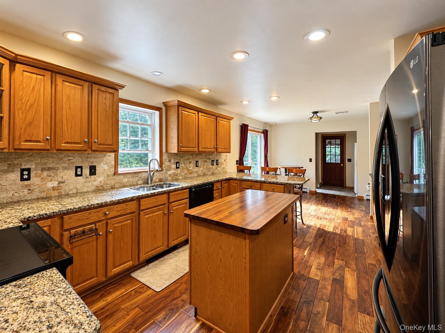 40 Half Moon Drive – For Sale photo 11