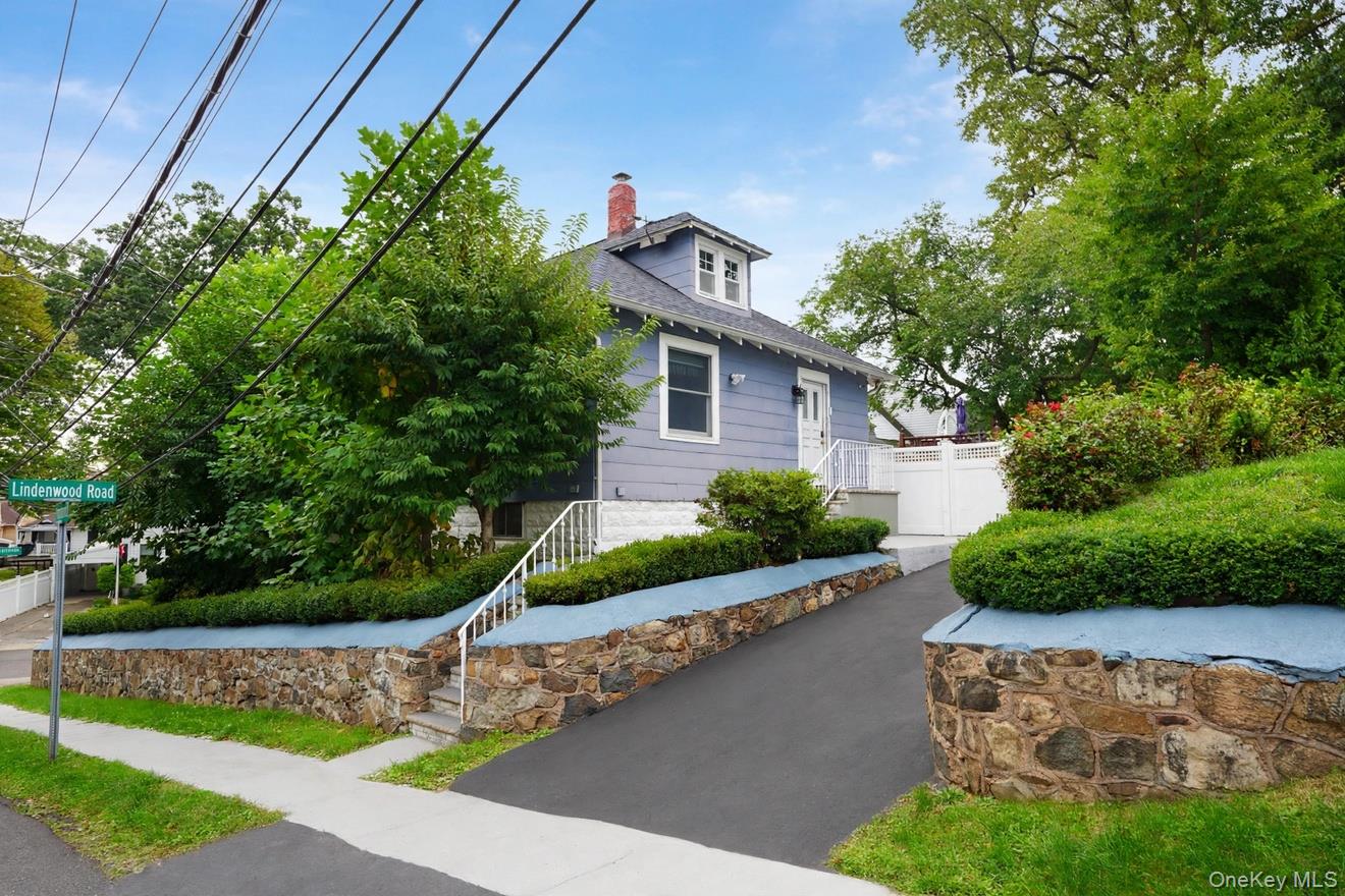230 Lindenwood Road – For Sale photo 2