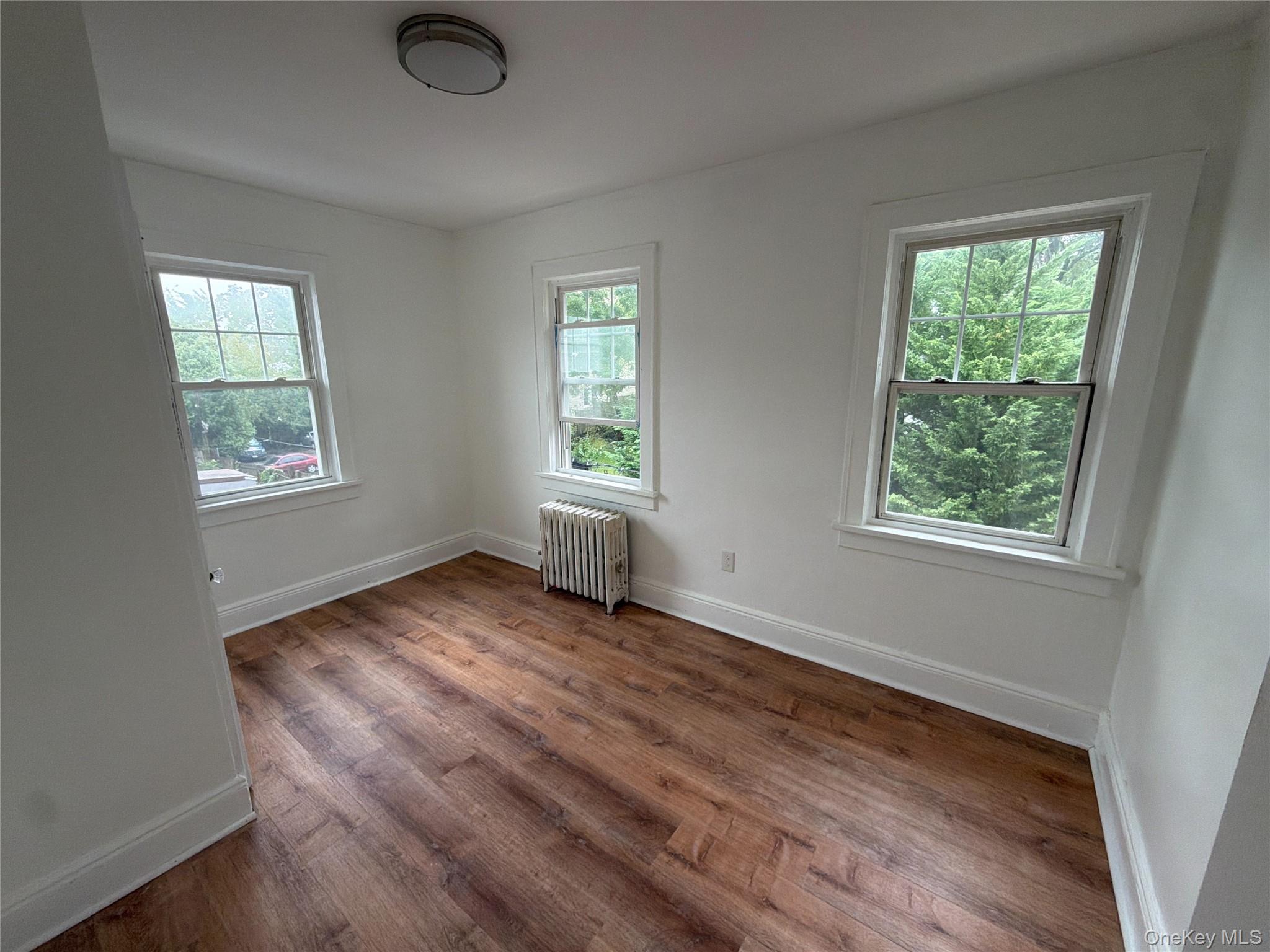 15 Stevens Street – For Rent photo 12
