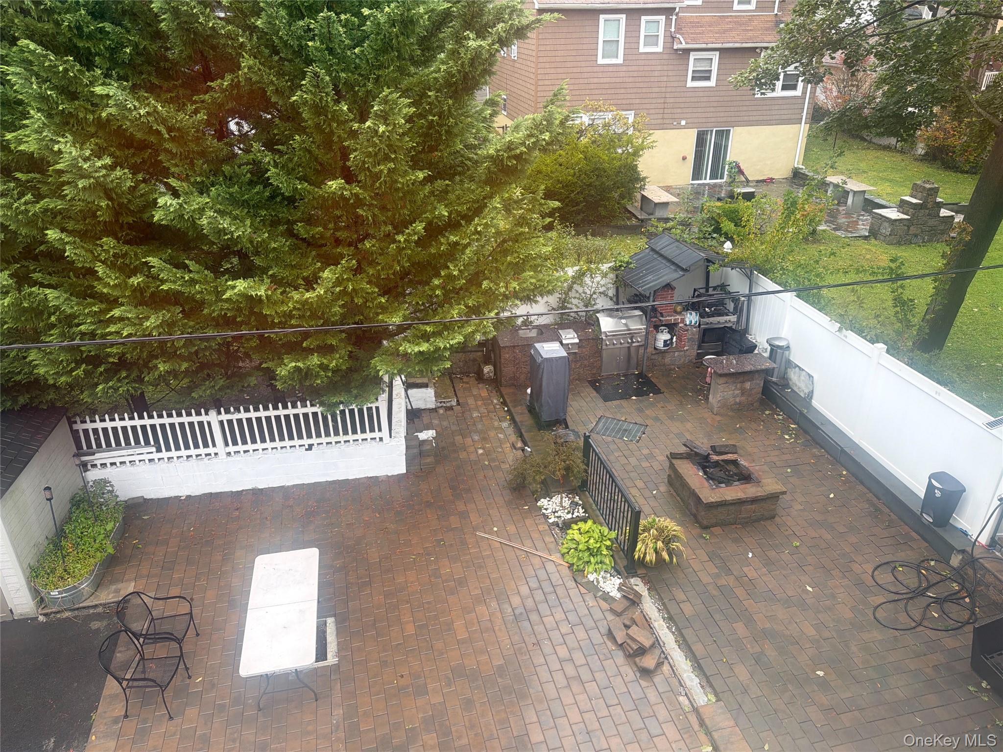 15 Stevens Street – For Rent photo 22