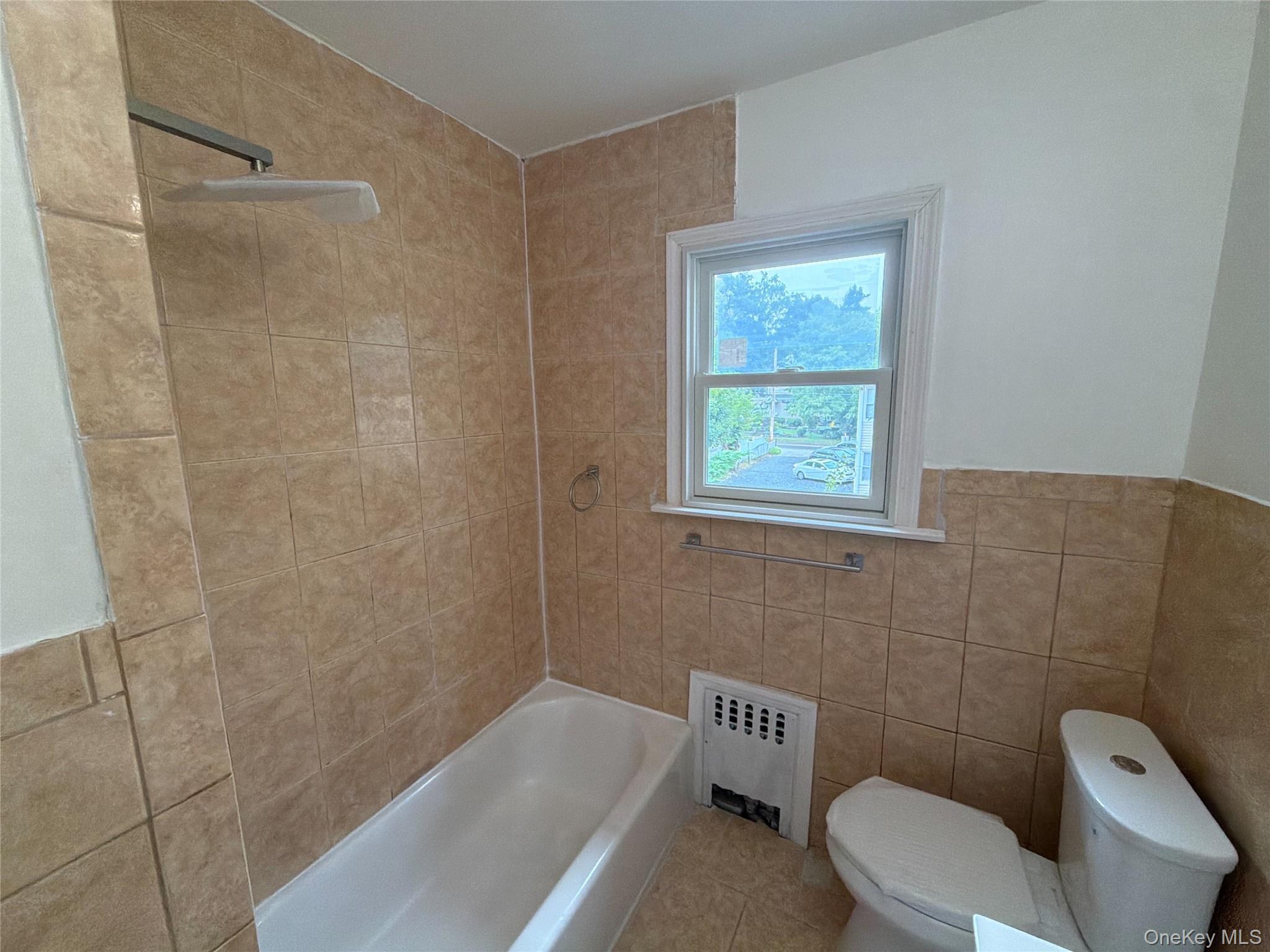 15 Stevens Street – For Rent photo 7