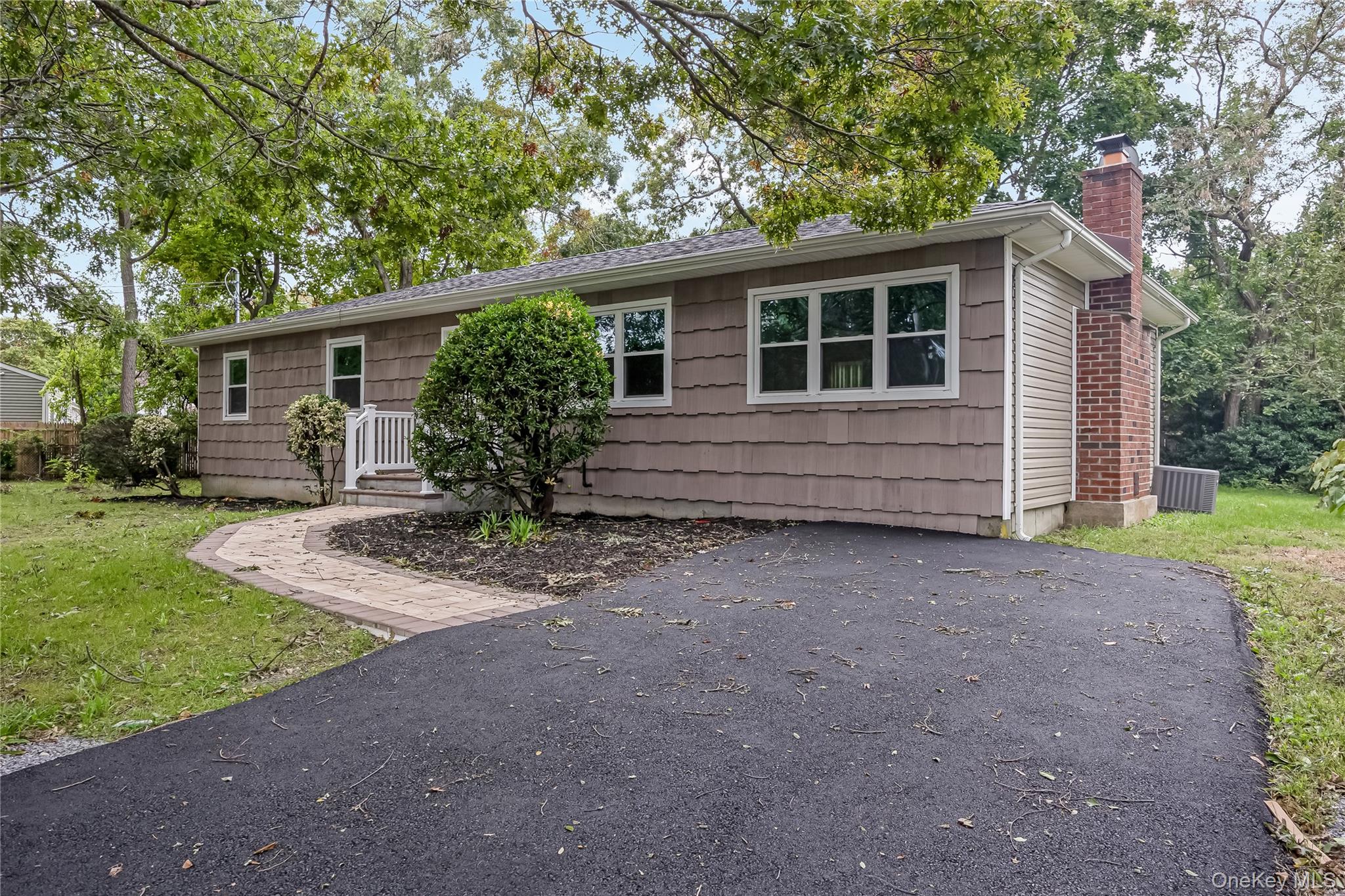 1182 E 3rd Avenue – For Sale photo 2