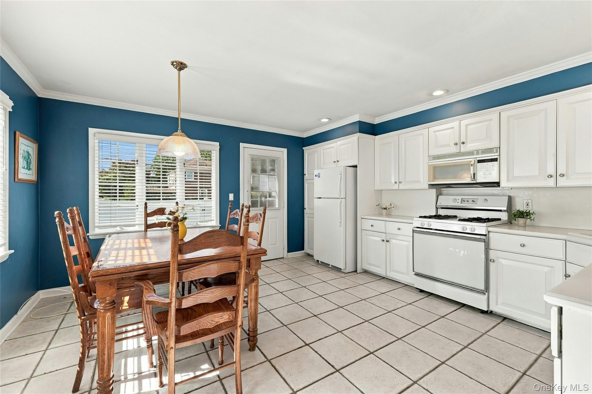 53 Greenway W – For Sale photo 7