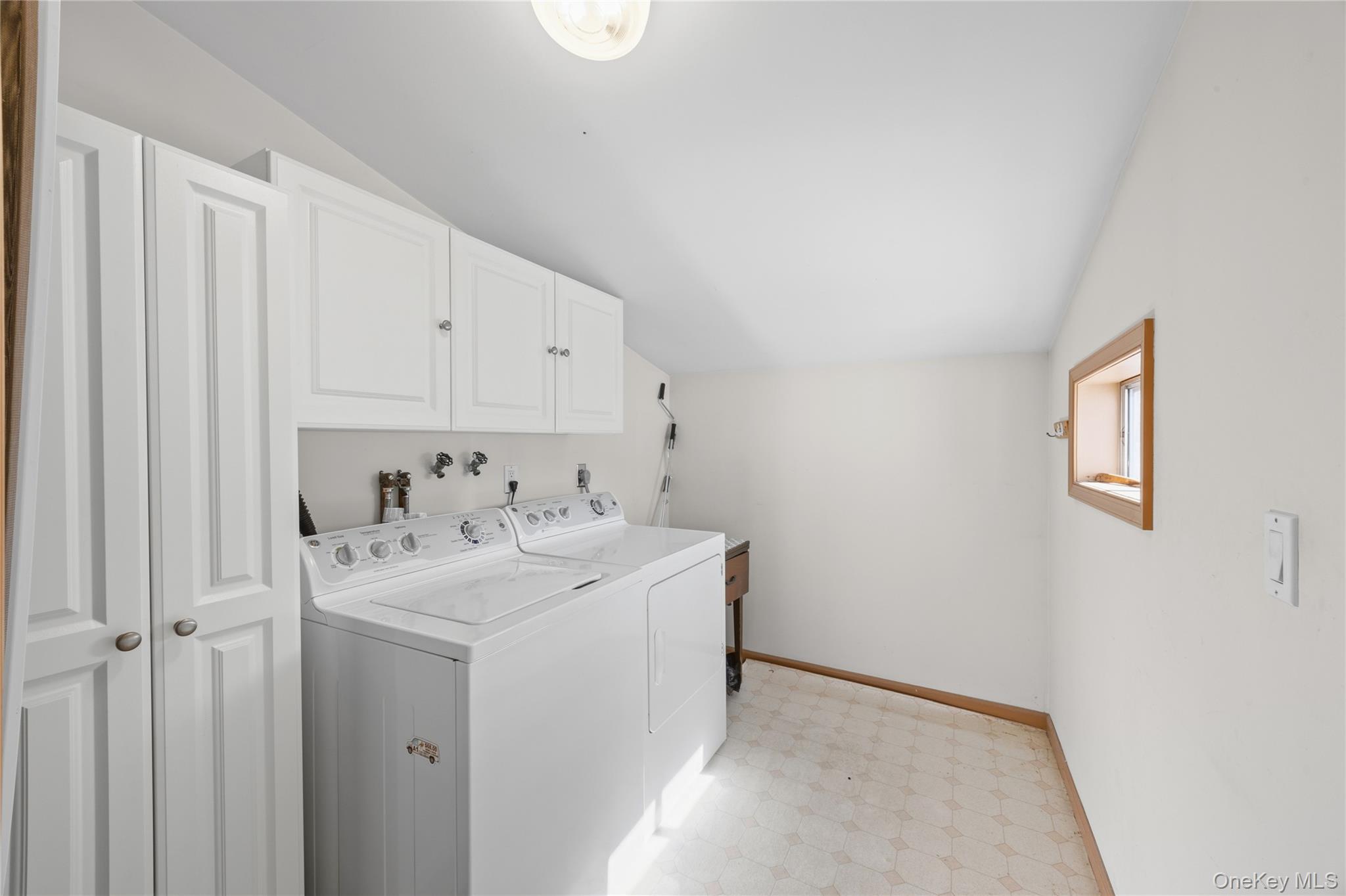 271 Forest Avenue – For Sale photo 20