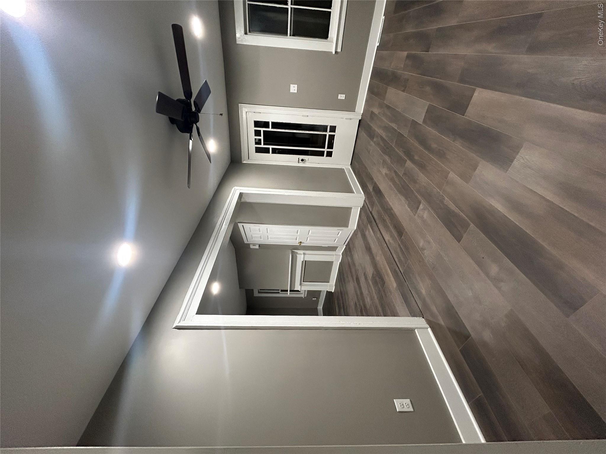 134 N Liberty Drive – For Rent photo 3