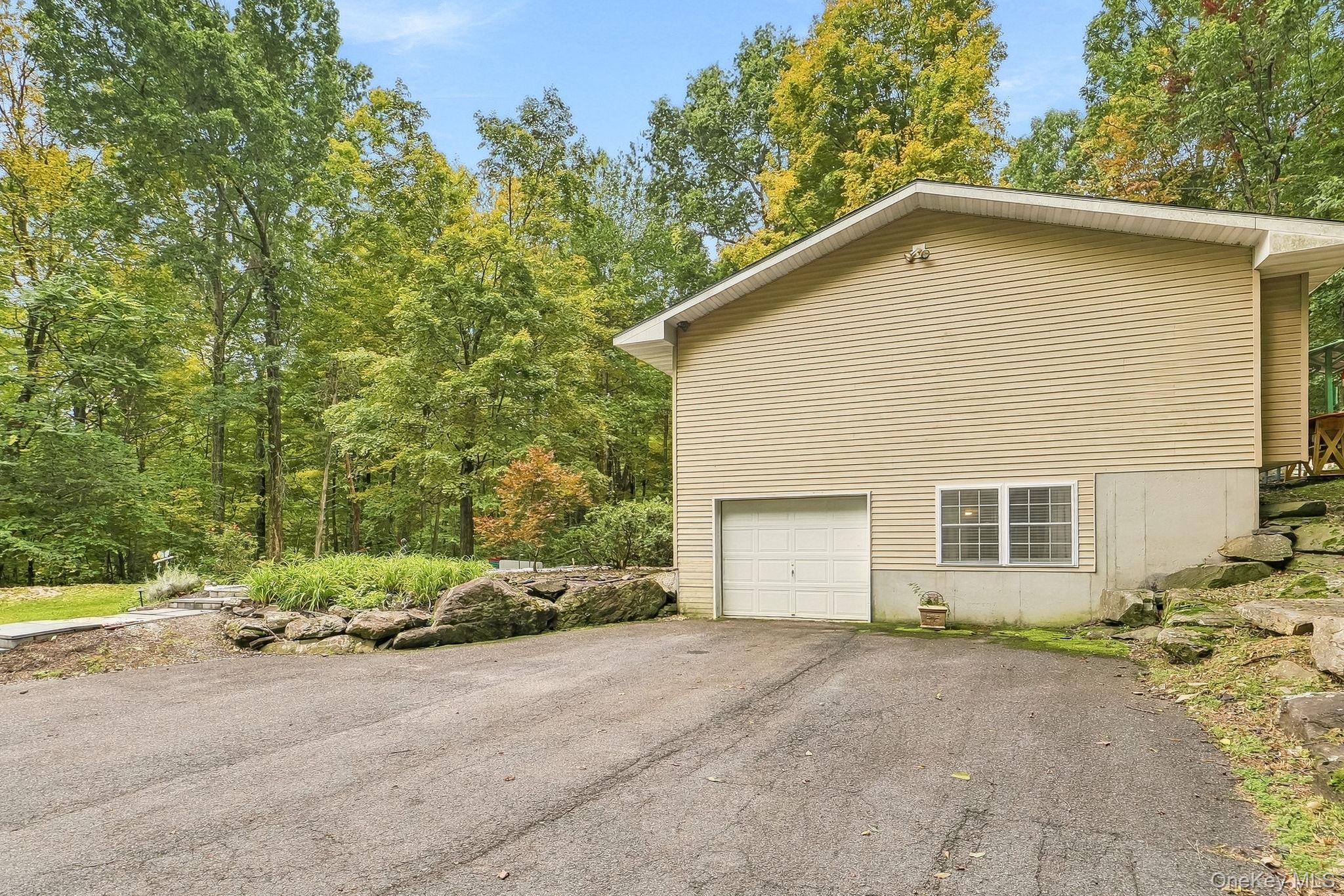 48 MacFarlane Road – For Sale photo 39