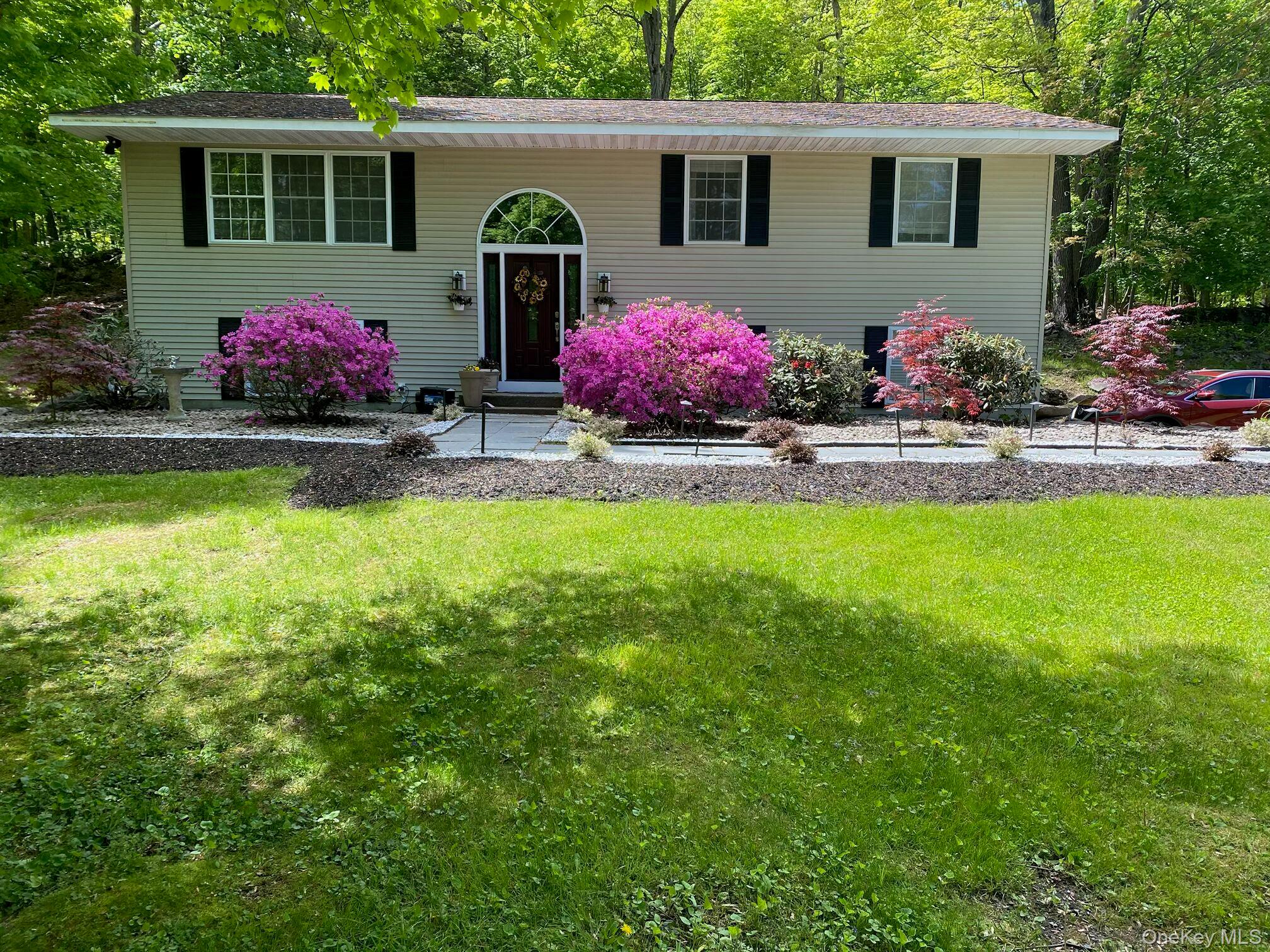 48 MacFarlane Road – For Sale photo 2