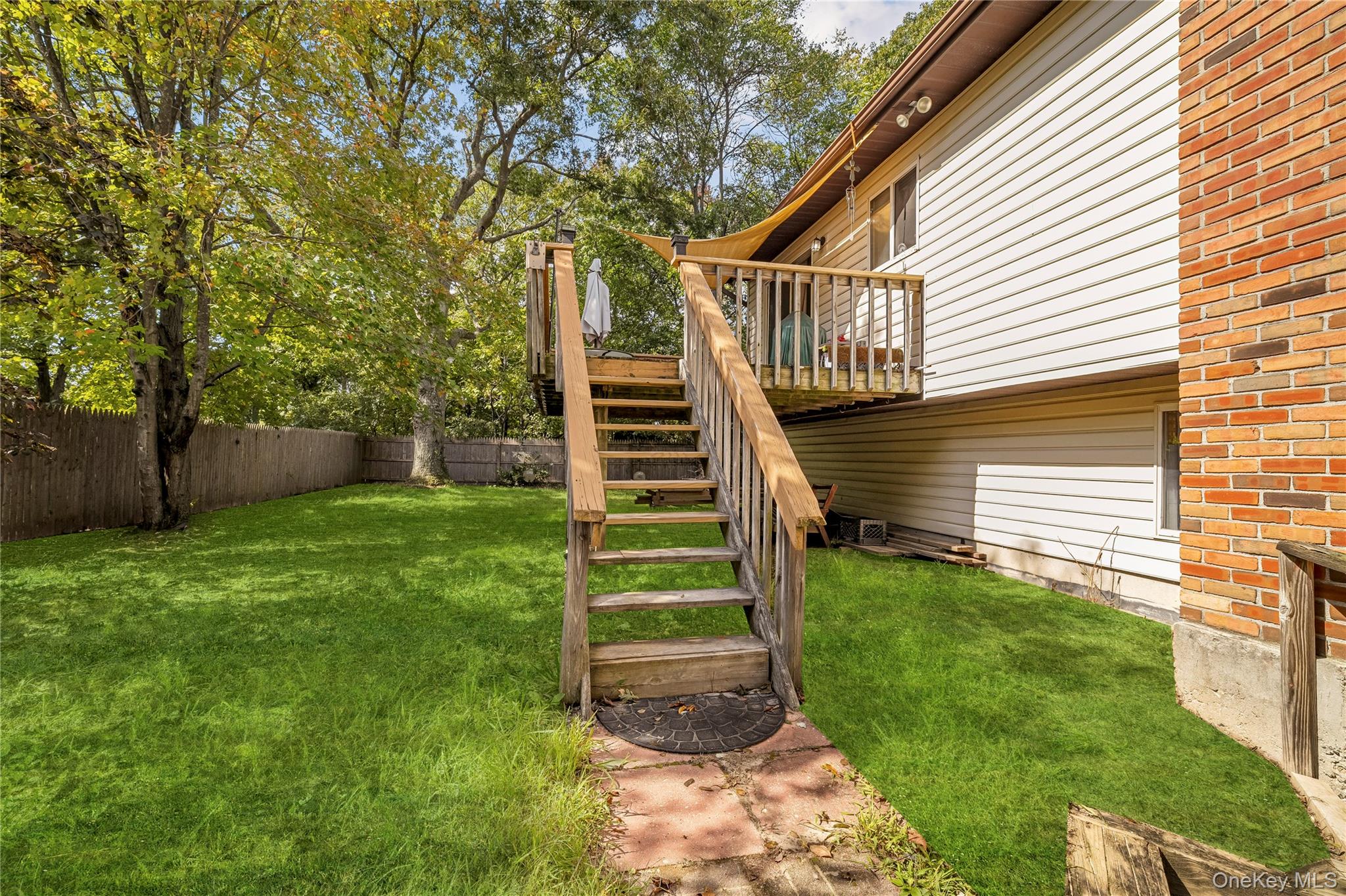 14 Mineola Street – For Sale photo 35