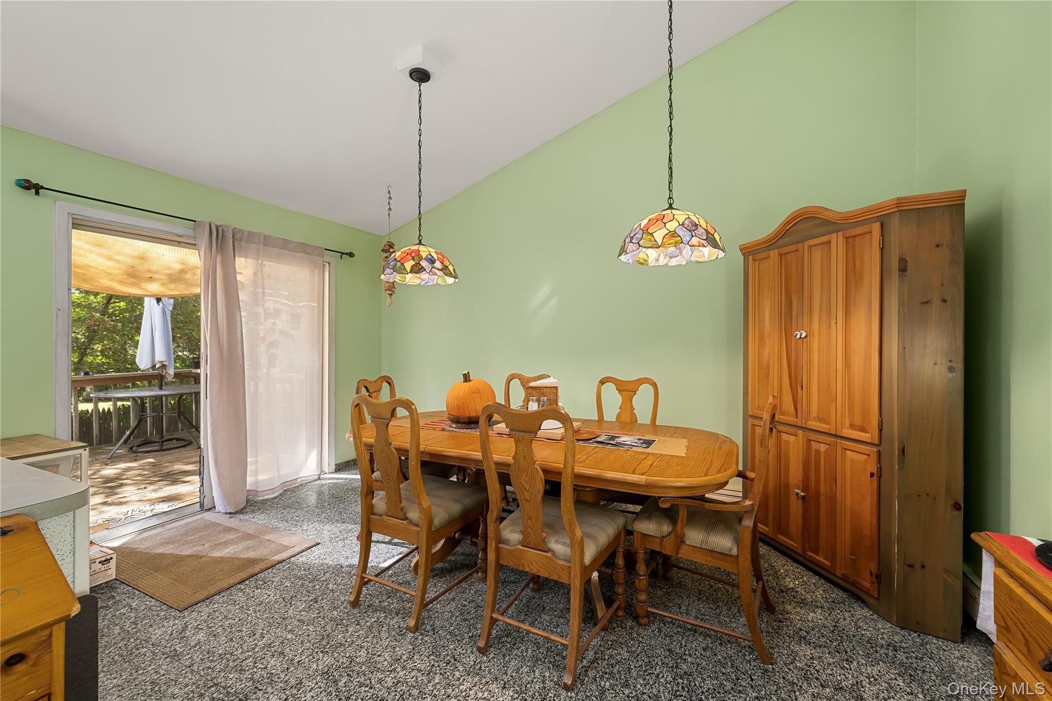 14 Mineola Street – For Sale photo 12