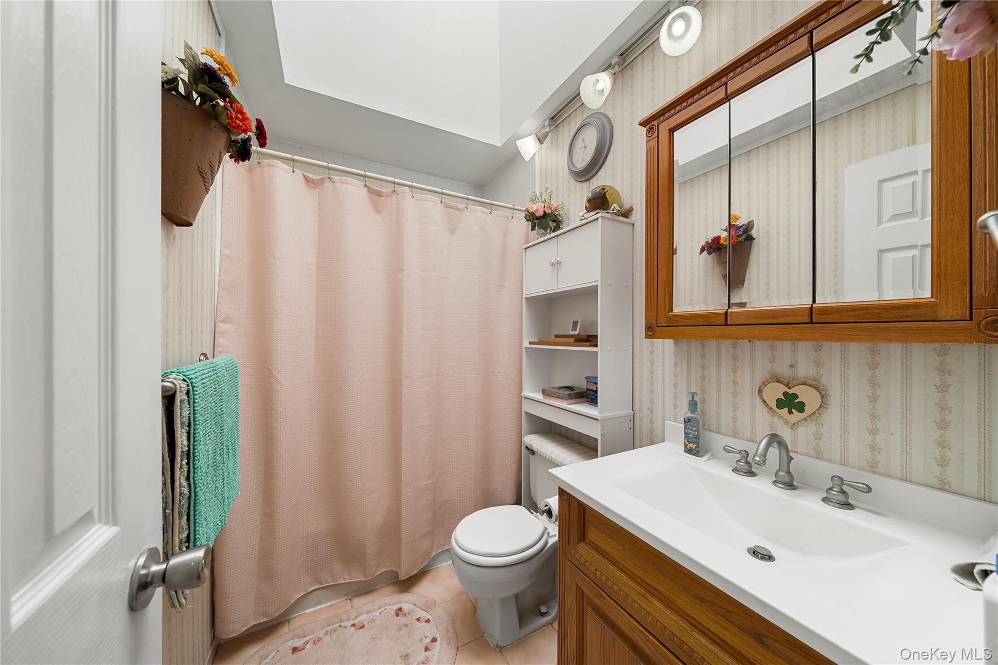 14 Mineola Street – For Sale photo 17
