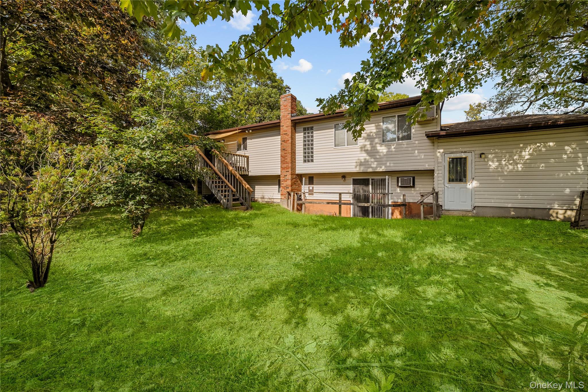 14 Mineola Street – For Sale photo 34