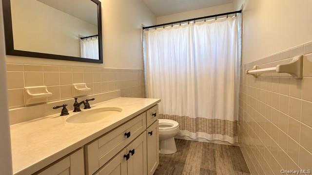 3312 211th Street – For Sale photo 23