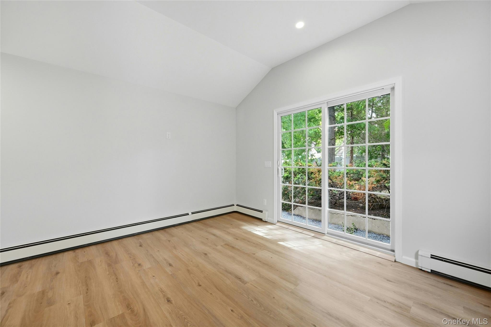 192 Iceland Drive – For Rent photo 11