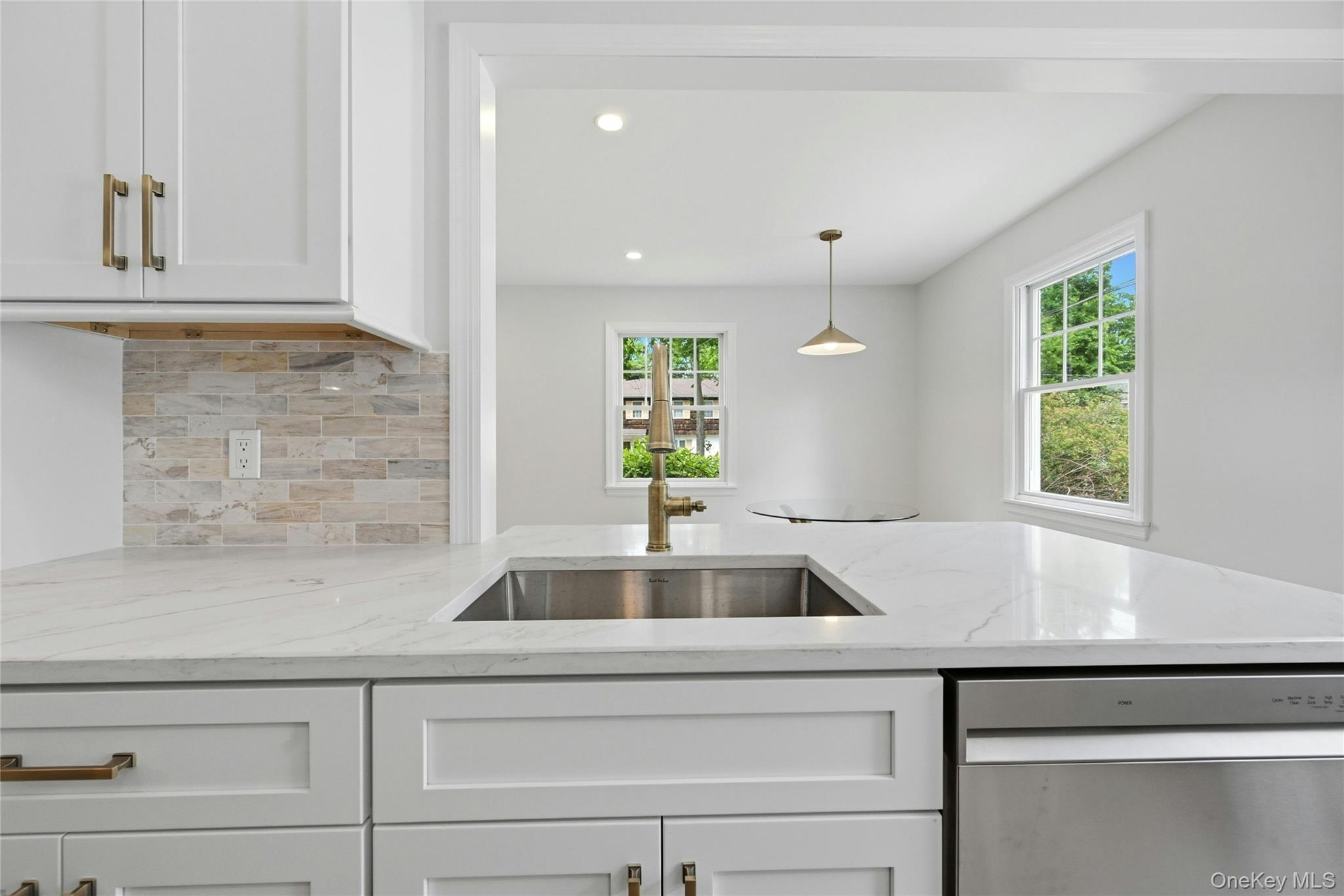 192 Iceland Drive – For Rent photo 9