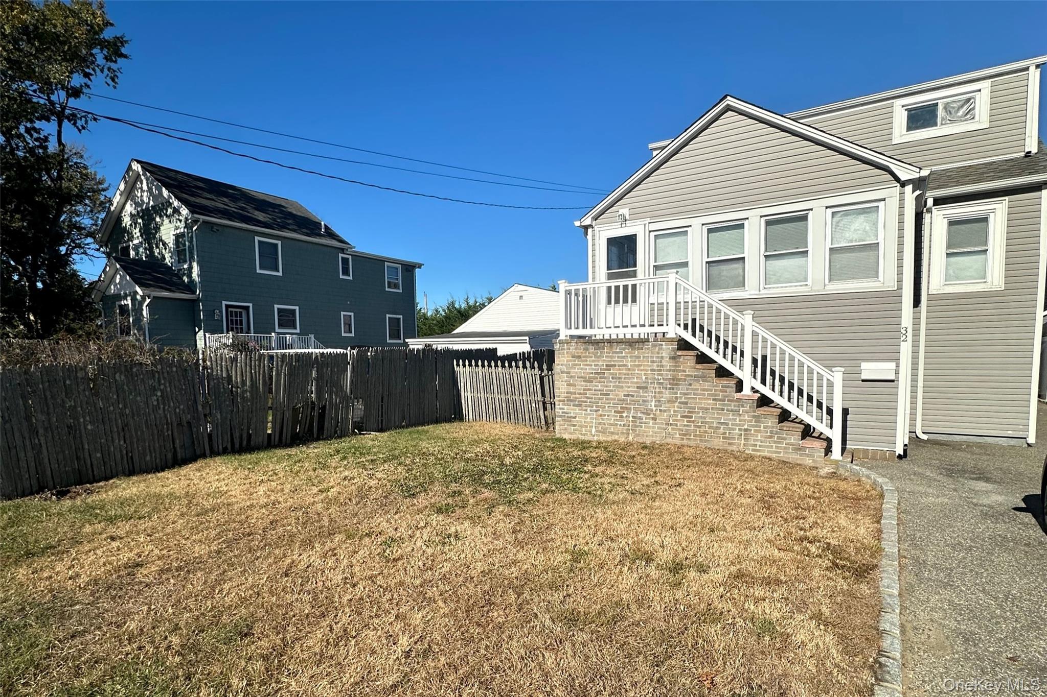 32 McKinley Avenue – For Rent