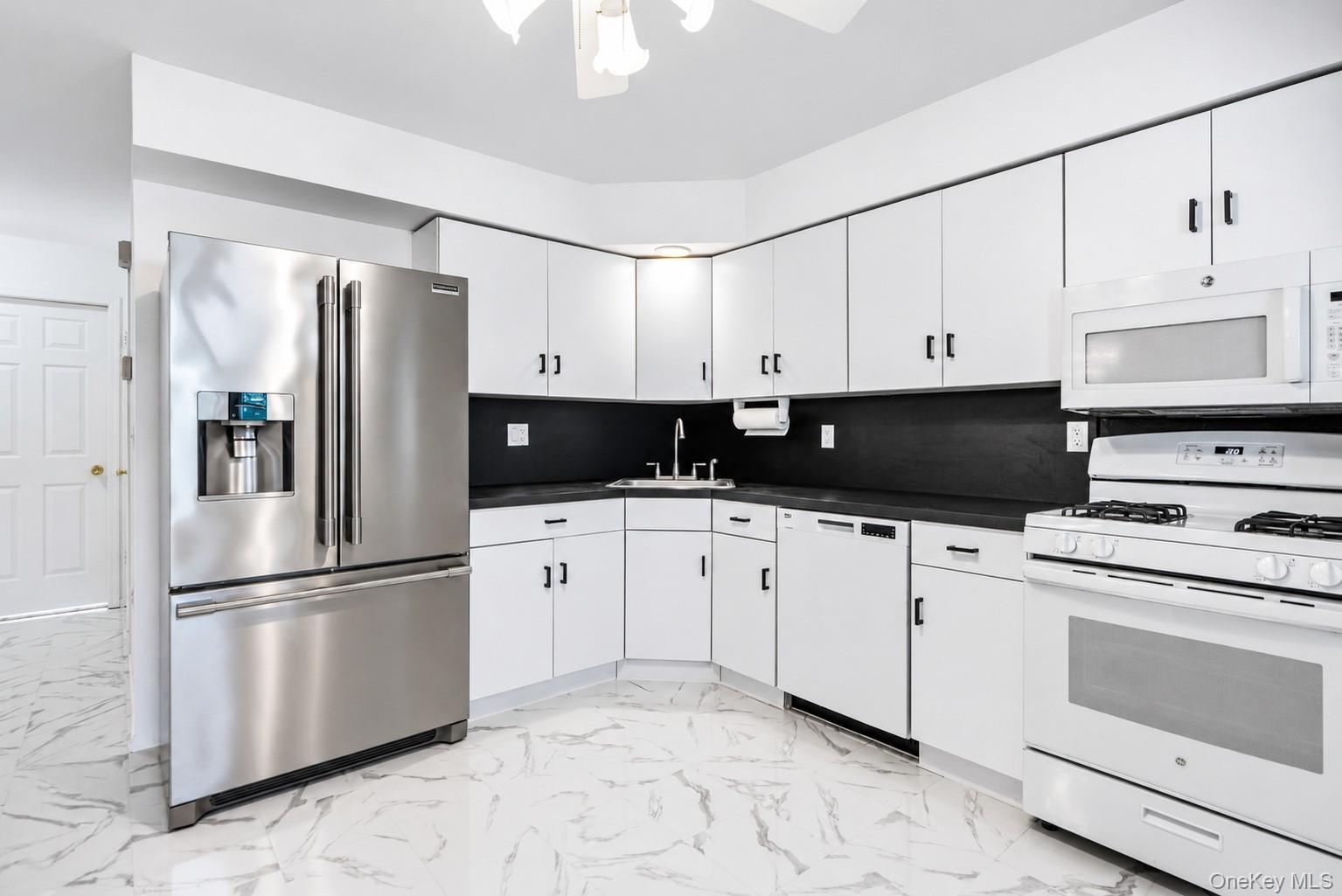 22 Ridgewood Drive – For Rent photo 8